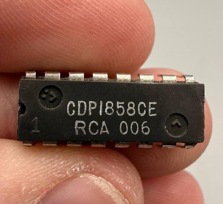 Vintage RCA CDP1858CE 4-Bit Latch Decoder COSMAC Interface IC 16Pin DIP NOS 4x