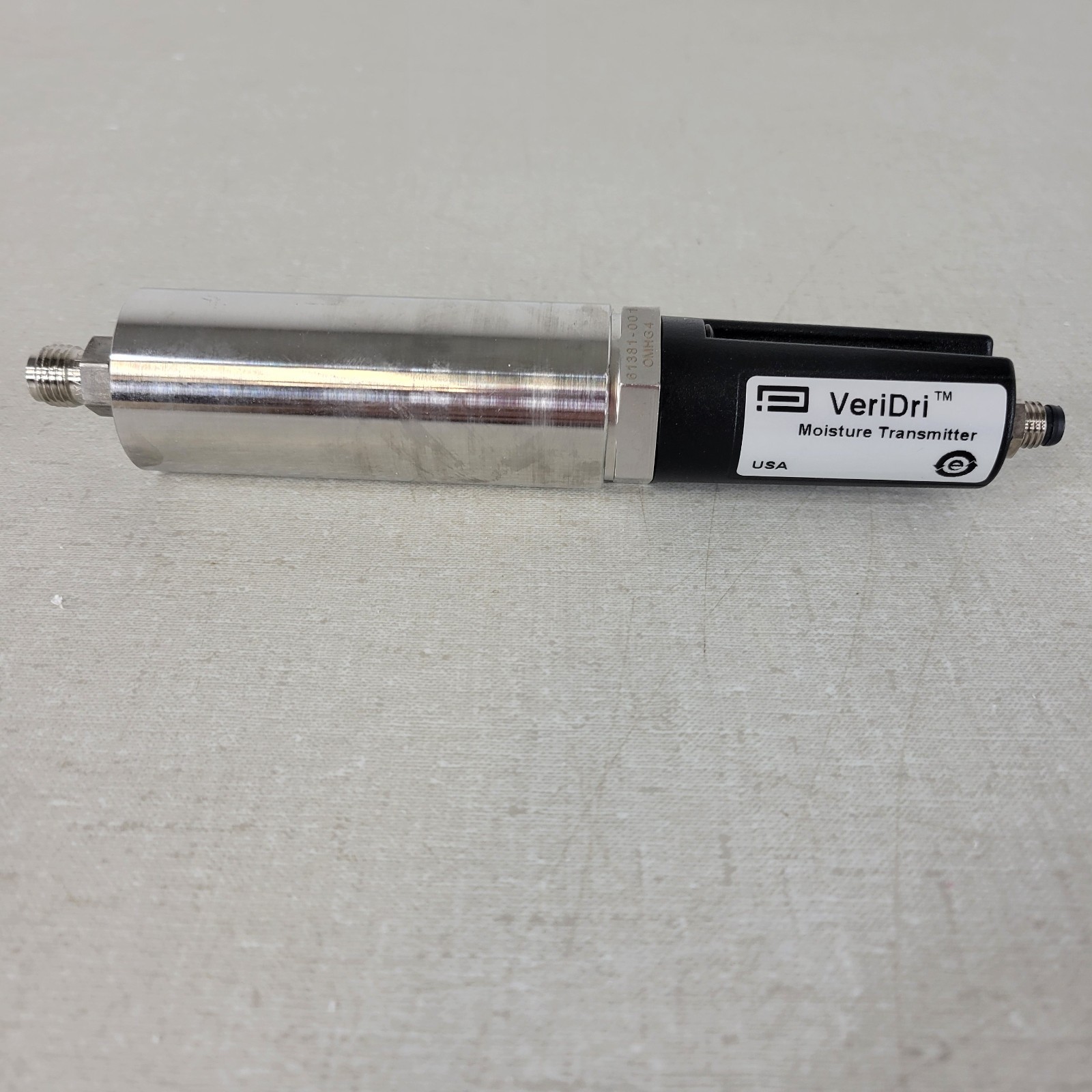 GE Panametrics VeriDri Moisture Transmitter 0-1000 PPMv 4-20mA 28VDC 1/4″ Swagel