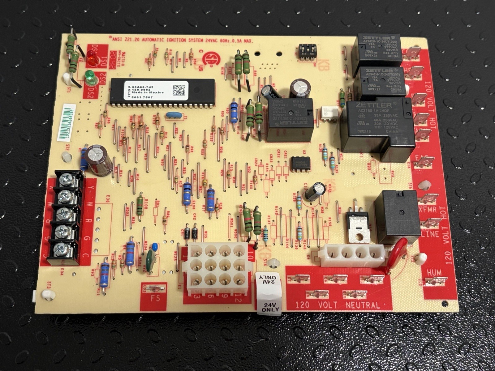 LENNOX 50A66-743 SureLight White Rodgers Control Circuit Board 150-0993