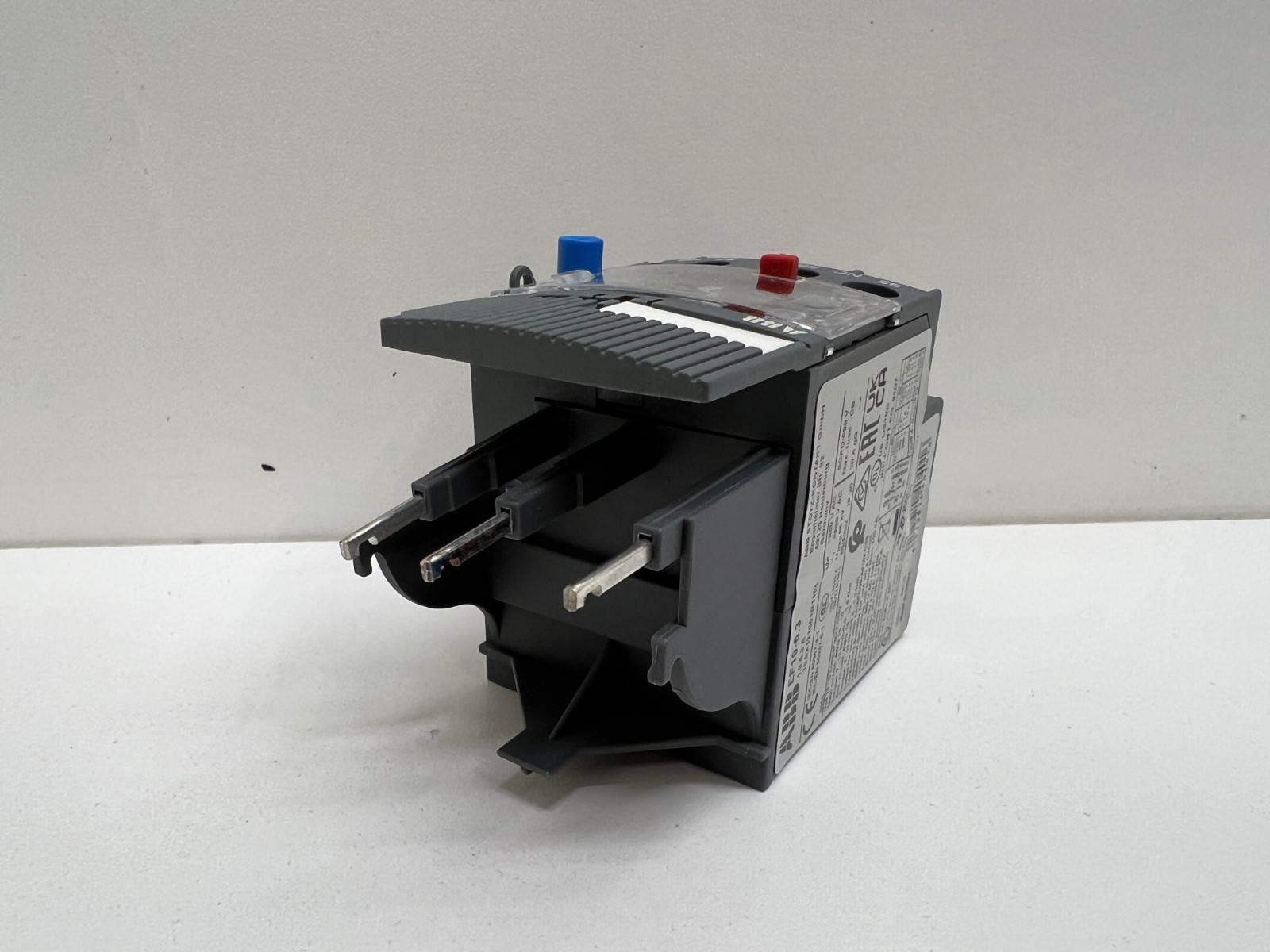 NEW IN BOX! ABB 1.9-6.3A OVERLOAD RELAY 1SAX121001R1104