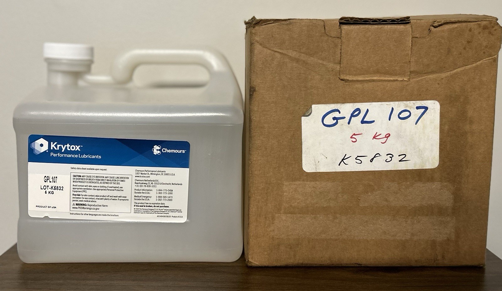 Krytox Vacuum Oil VPF1525 5KG new open box