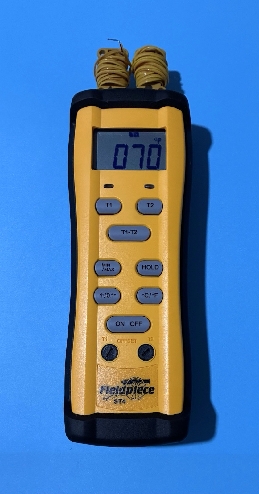 Fieldpiece ST4 Dual Temperature Digital Thermometer with Case Working