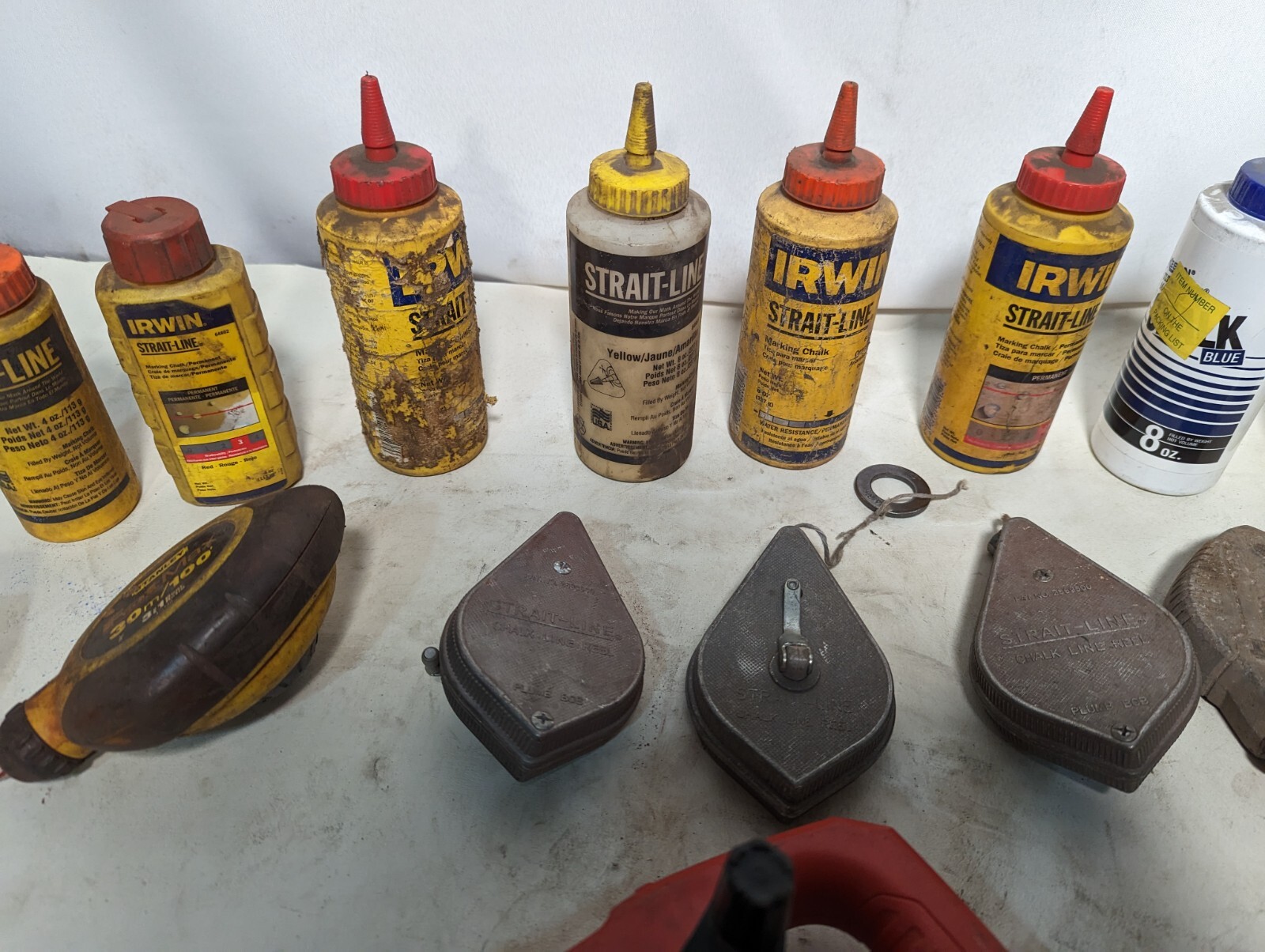 Lot of 9 chalk lines and 3.2 lbs of chalk: Milwaukee 48-22-3910, others