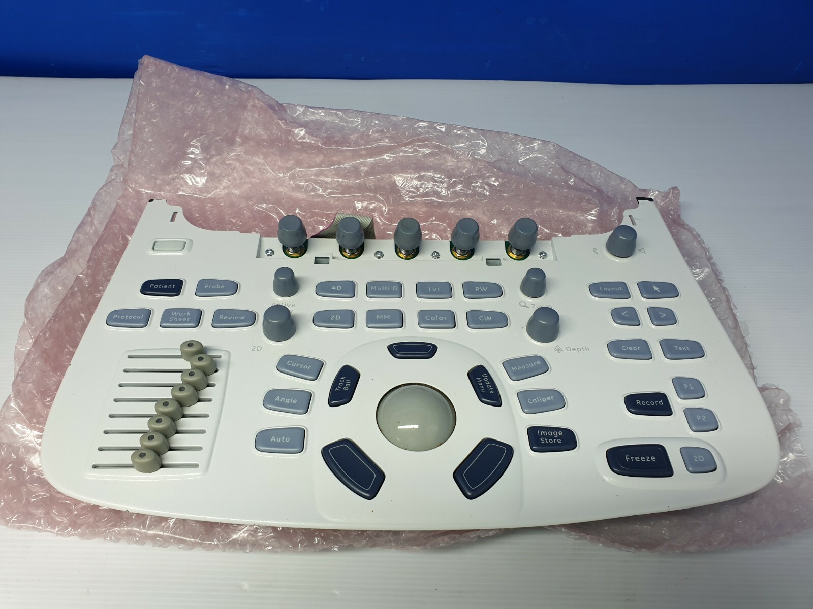 GE/ESTERLINE P/N 9375-00271-004/1 ( GA225030/01P2 ) Ultrasound System Keyboard