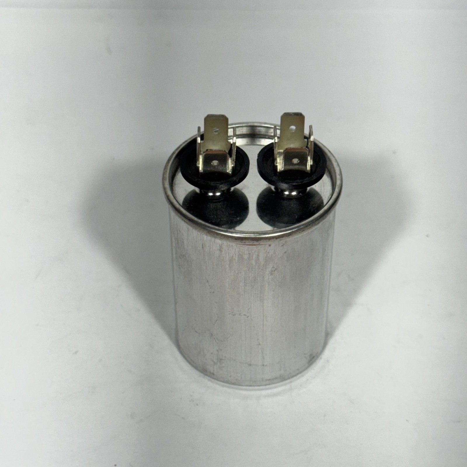 Motor run capacitors 15.0MFD 370VAC 50/60Hz