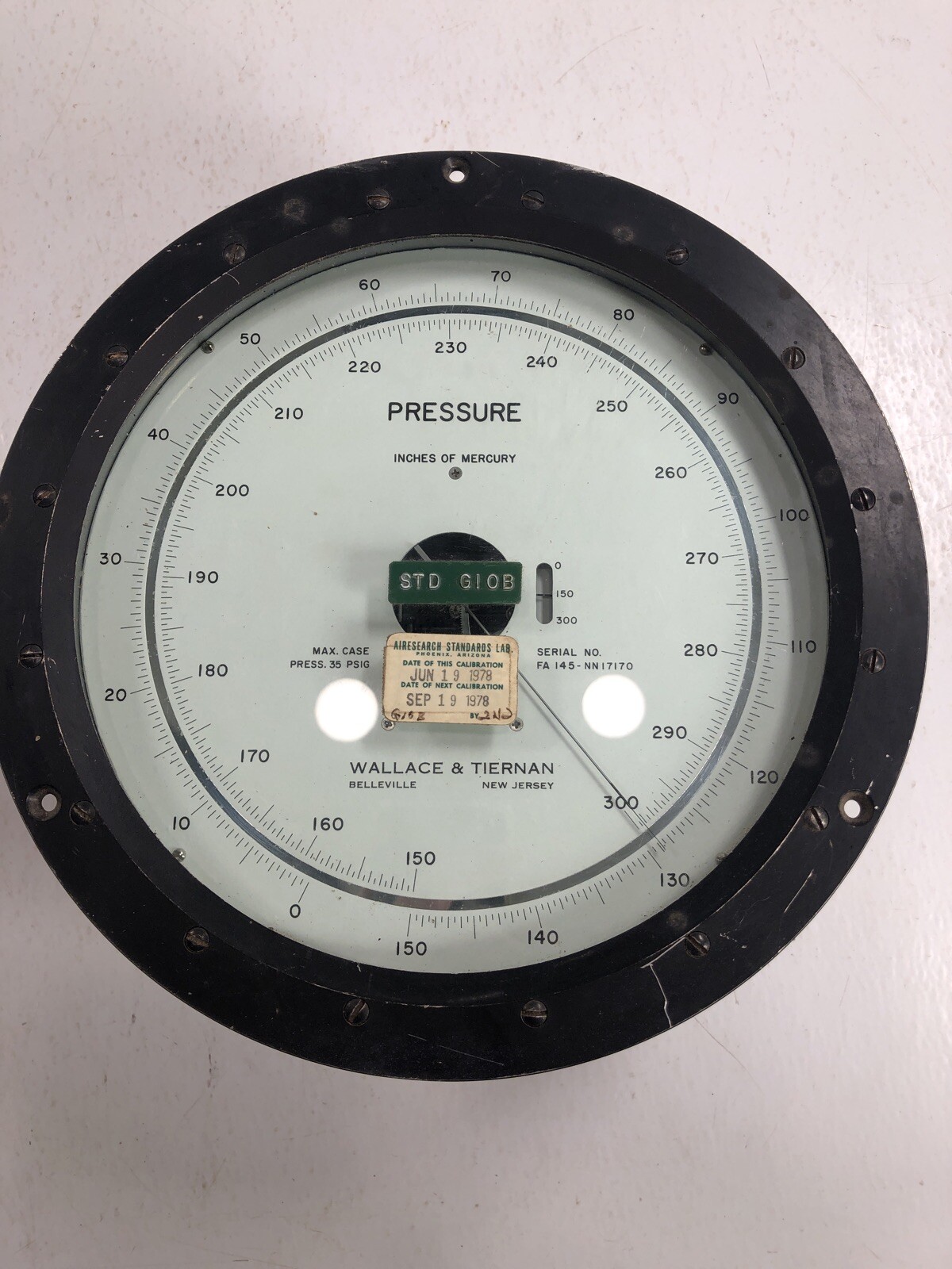 Wallace and Tiernan # FA145 inches of mercury pressure gauge 0-300