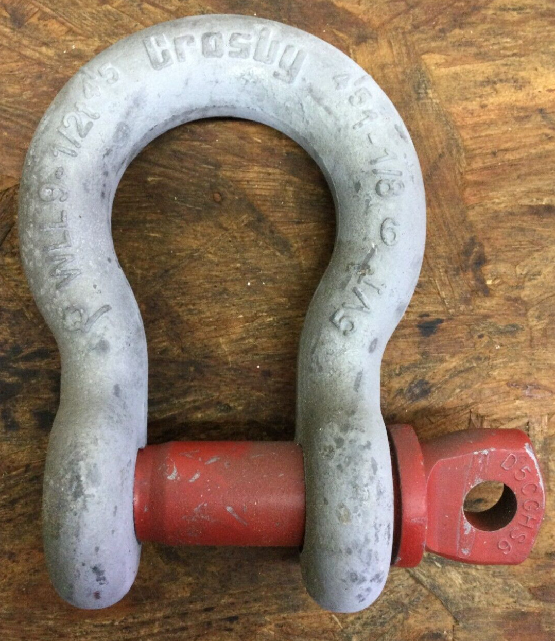 Crosby 1018552 1-1/8″ G-209 Screw Pin Anchor Shackle – 9-1/2 Ton WLL