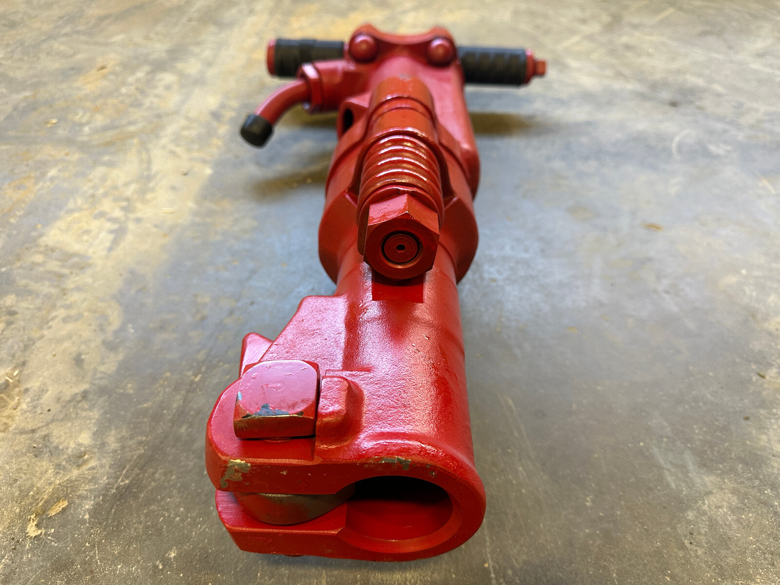 90 lb Air Jack Hammer – 1250 BPM, 90 psi, Hose 19mm, WT 42 KGS – IMT MC 1240