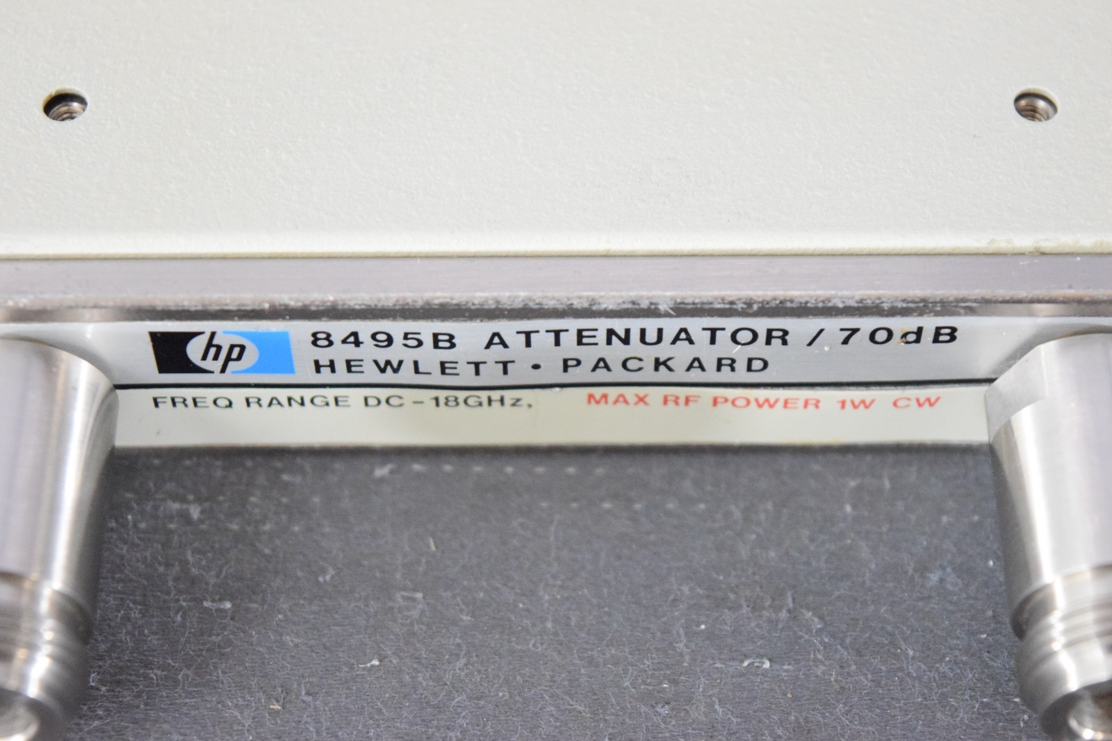 HP 8495B /001 Manual Step Attenuator, DC to 18 GHz; 0 to 70 dB; 10 dB steps