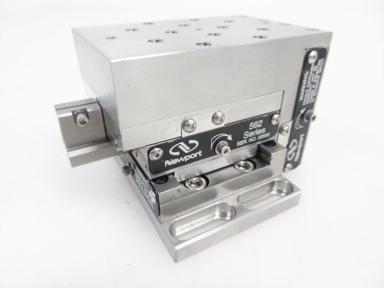 NEWPORT 562-XYZ -RH XYZ LINEAR STAGE ULTRALIGN 0.5″ RIGHT-HANDED 562-XYZ-RH
