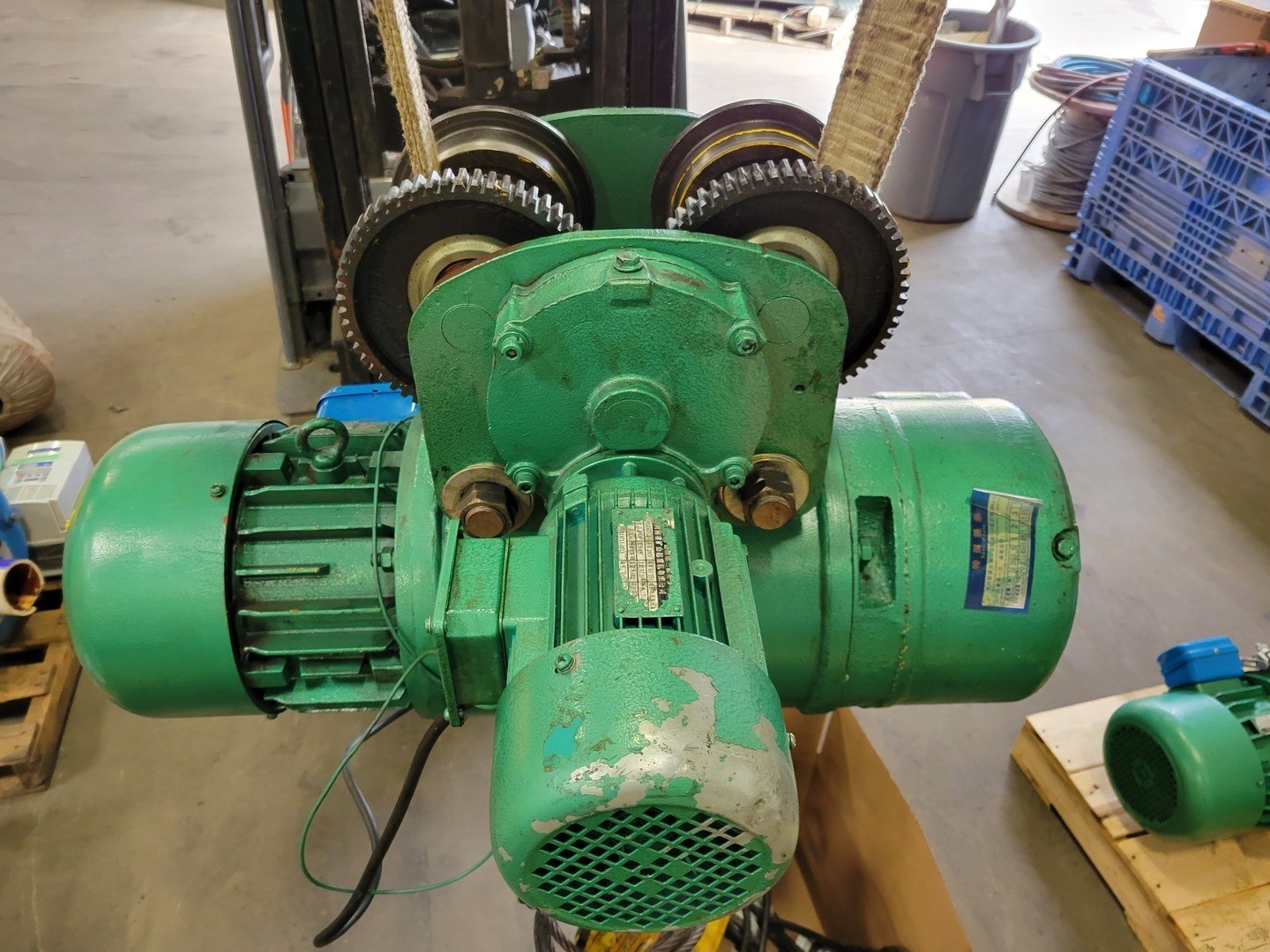 Generic 2 Ton Electric Cable Hoist Trolley Mounted
