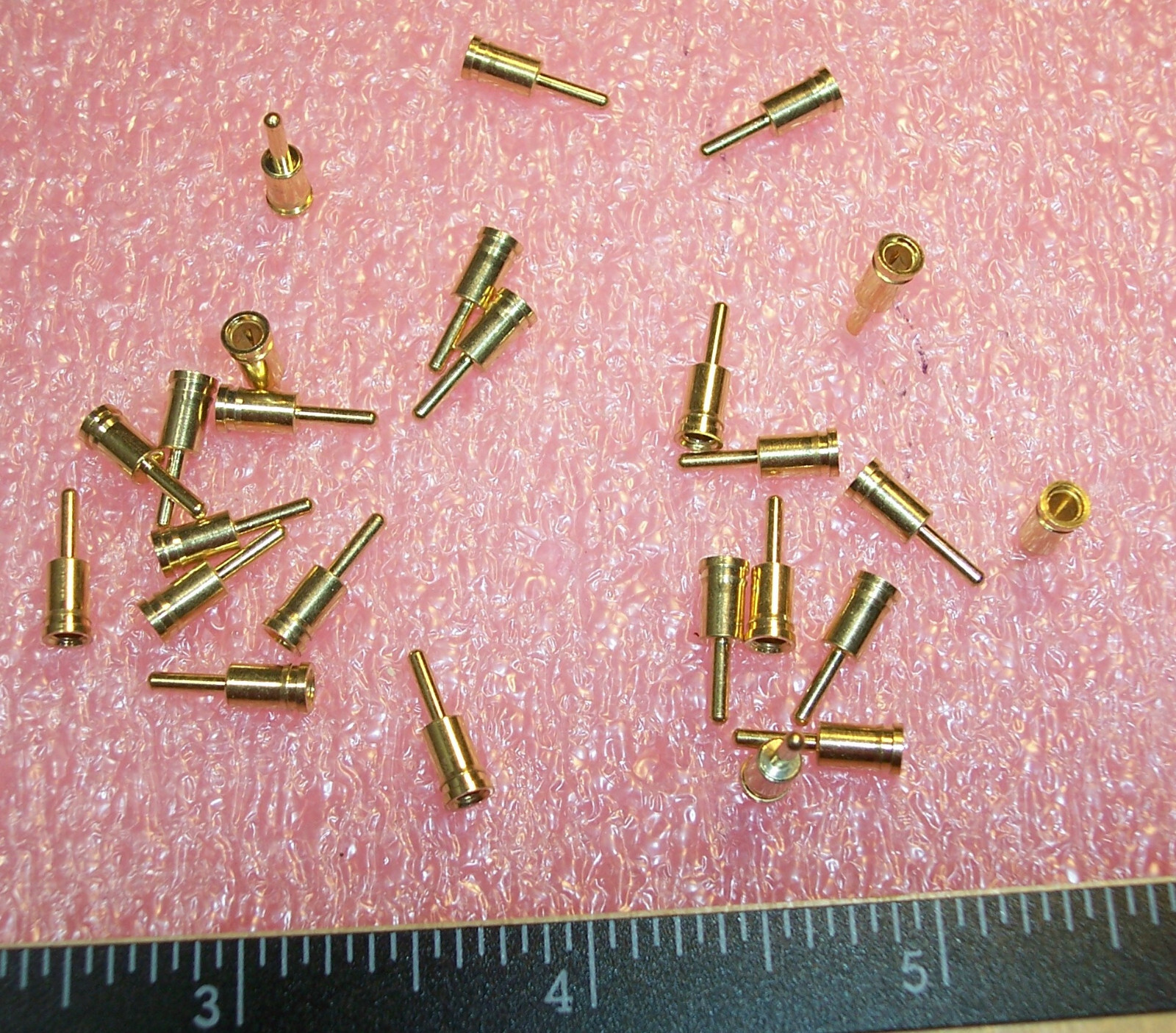 QTY (100) 0490-0-15-15-07-27-04-0 MILL-MAX .065″-.082″ GOLD PIN RECEPTACLES ROHS