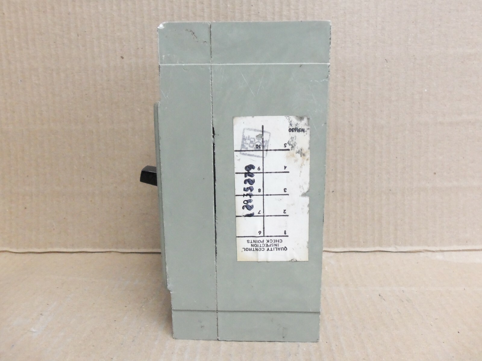 Federal Pacific HEF621020 2 Pole 20 Amp 600V Gray Frame Circuit Breaker