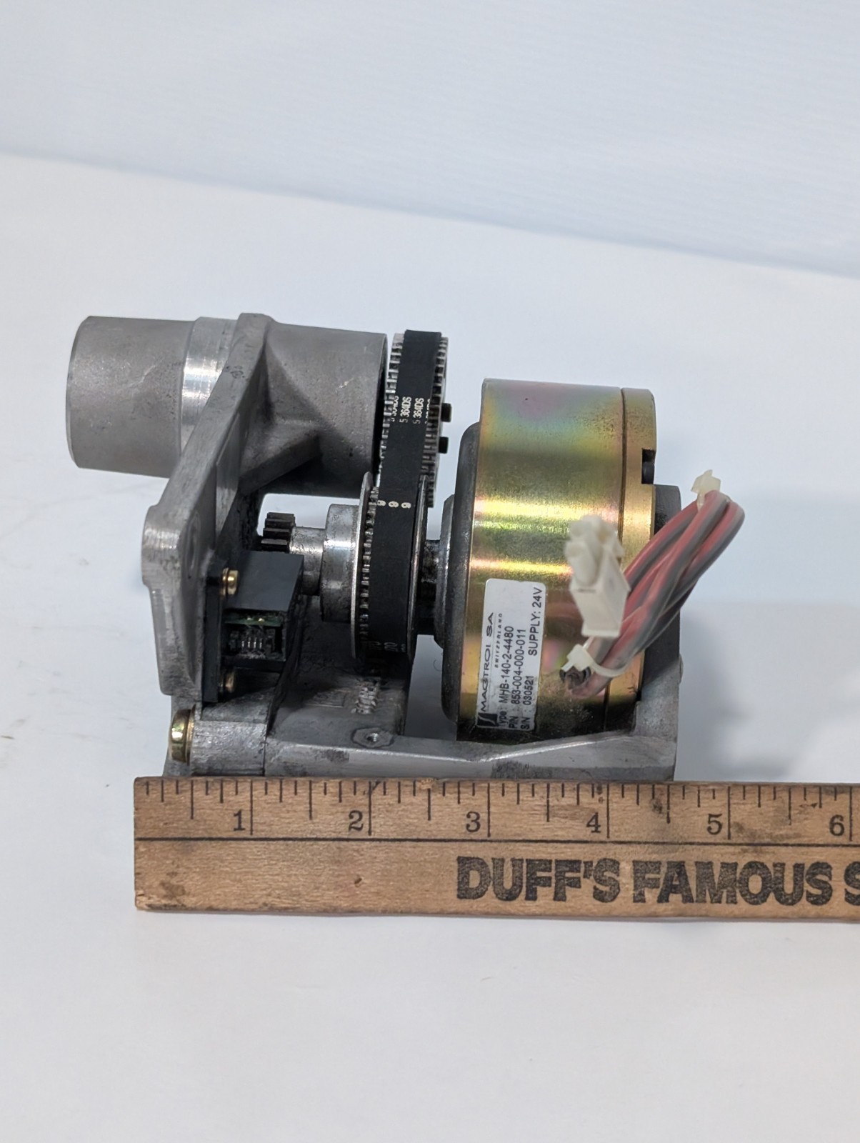 Magtrol SA MHB-140-2-4480 hysteresis brake industrial assembly, 853-004-000-011