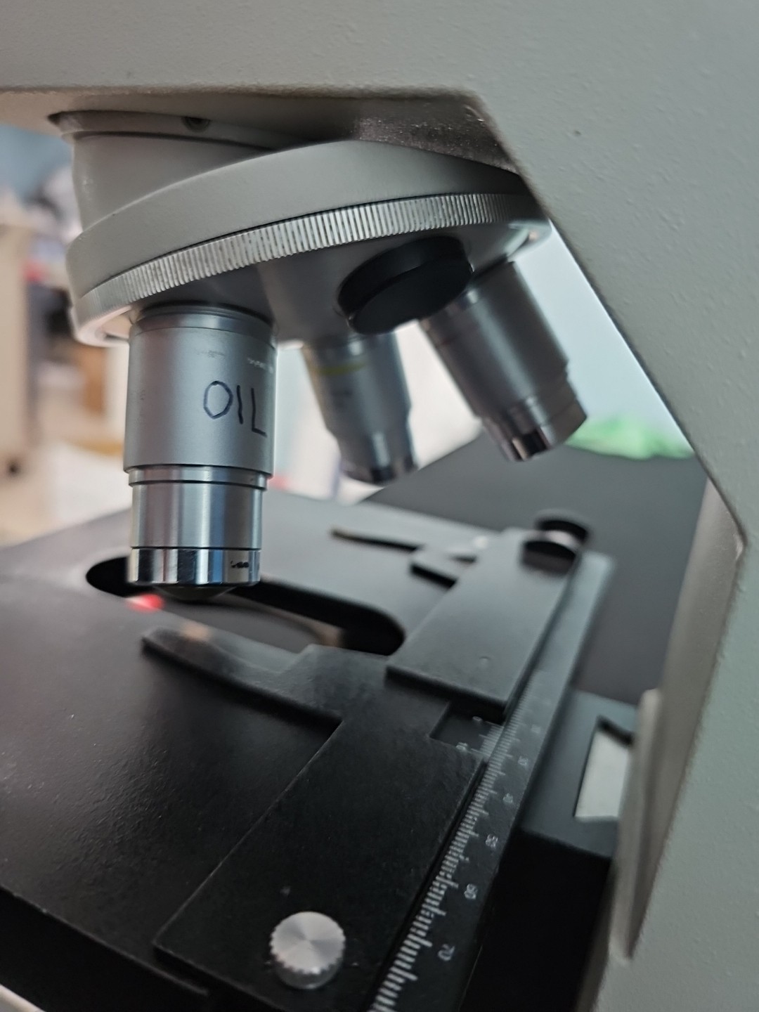 Reichert Microstar IV 410 Dual Head Microscope W/ 4x, 10x, 40x, 100x/1.25