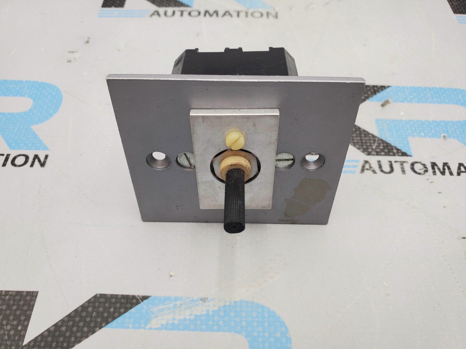 NEW Relco Lighting RN0708N RTS 37 Dimmer Switch 220-240V 600-1000W