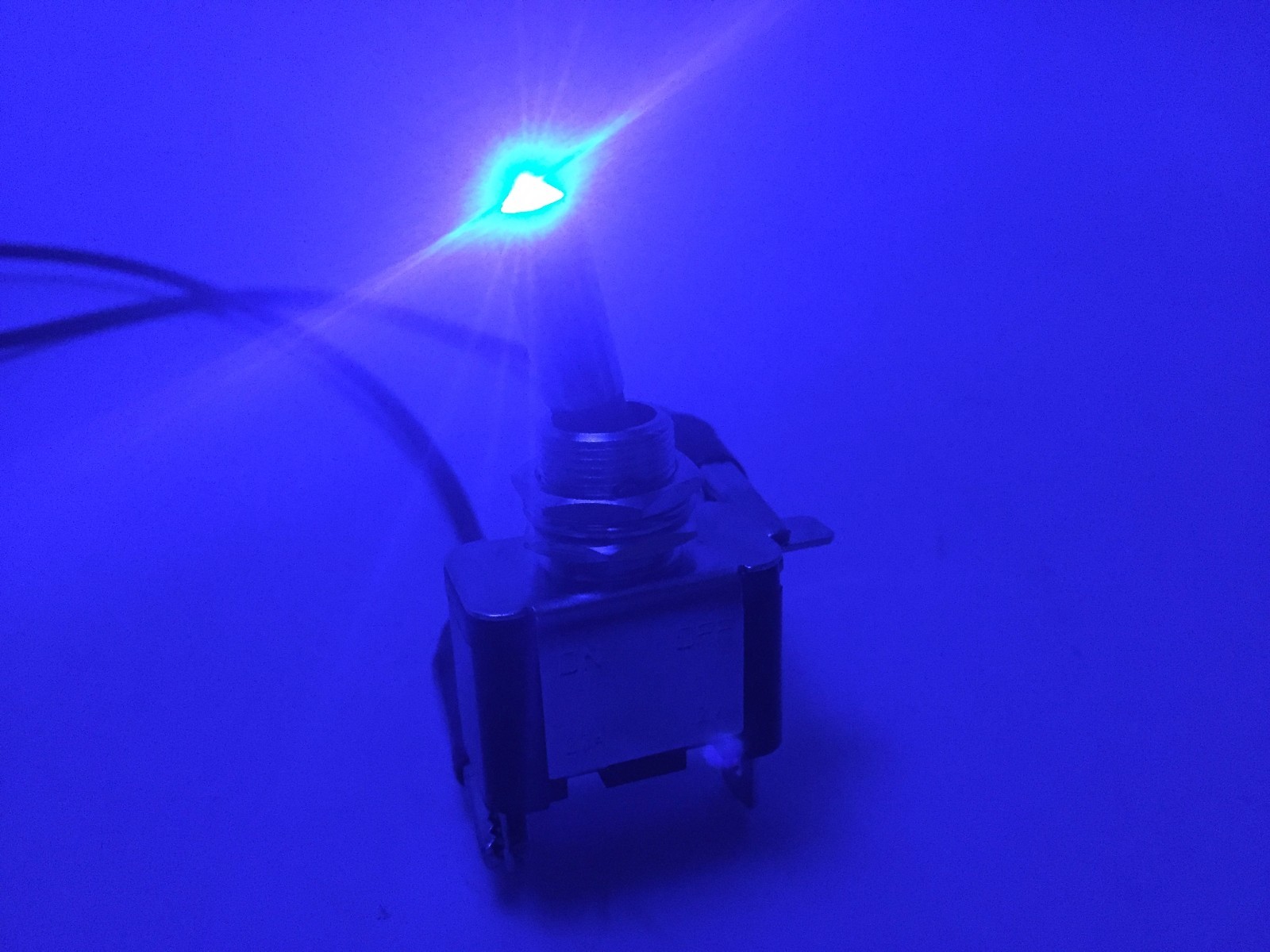 Marine Boat Automotive Car 12V 20A Blue Dot LED Toggle Switch SPST ON/OFF