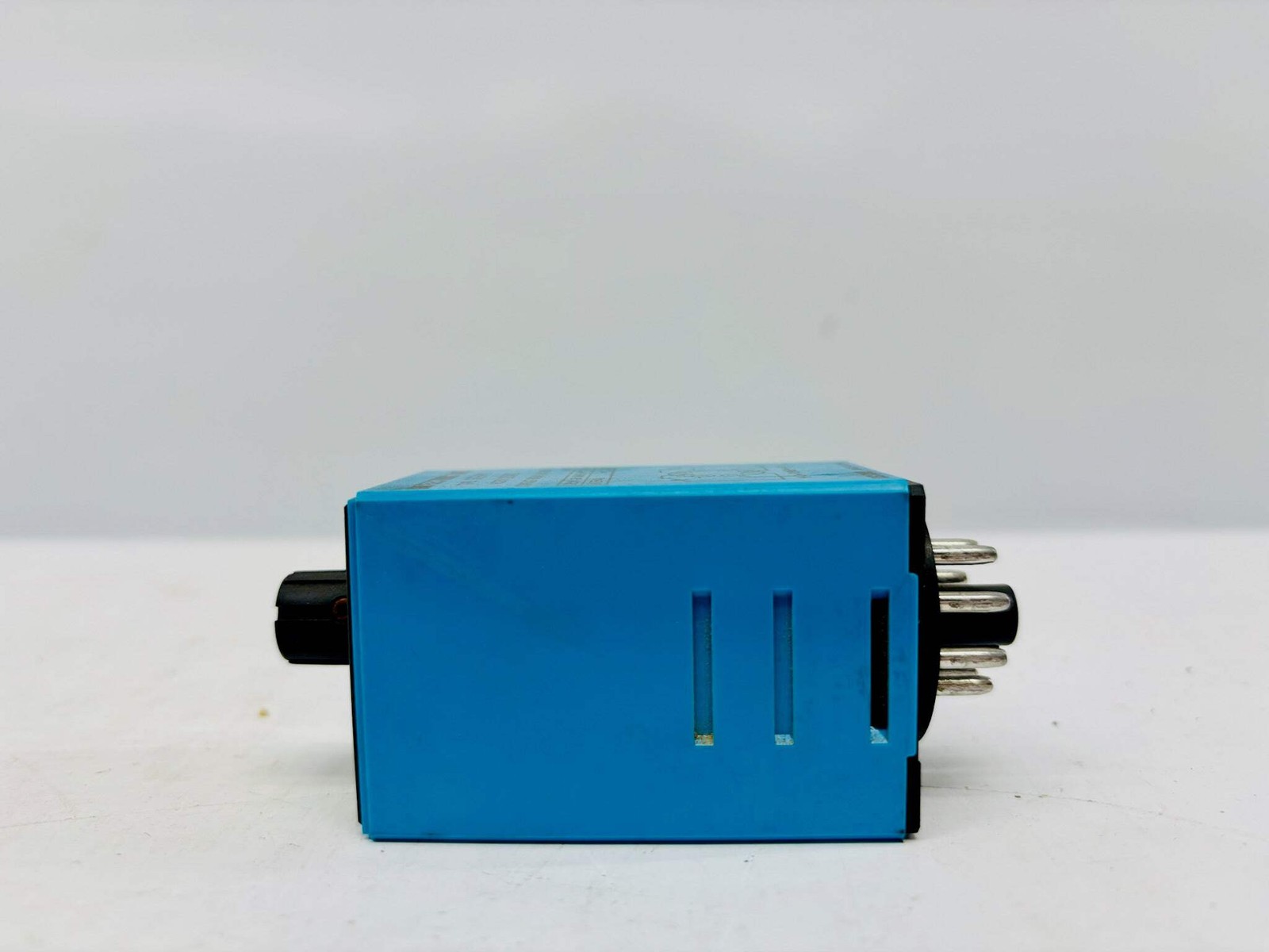 IDEC RTE-P11 Relay Socket Base