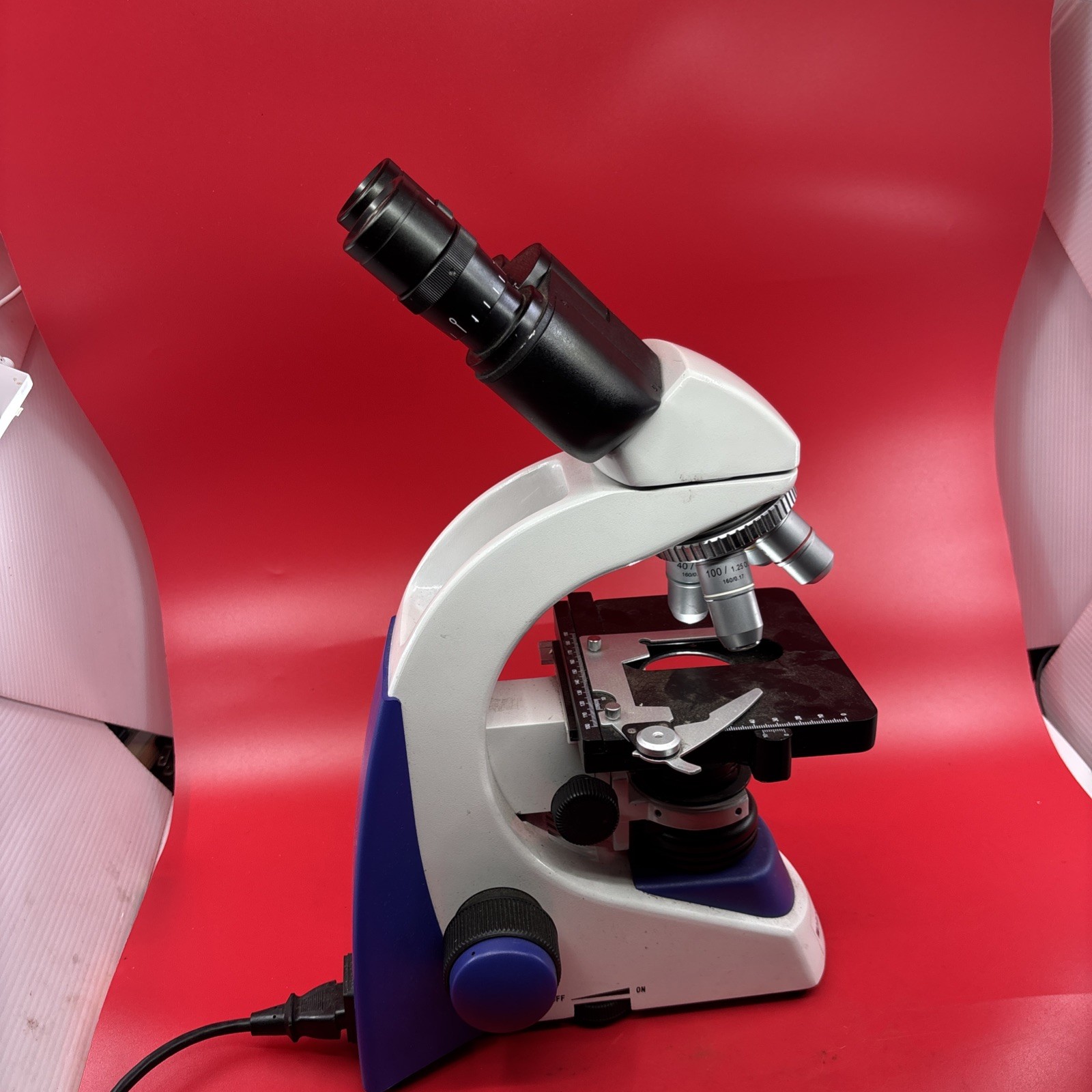 Unico G380 LED Binocular Lab Microscope 100v-240v 50/60Hz Tested Works
