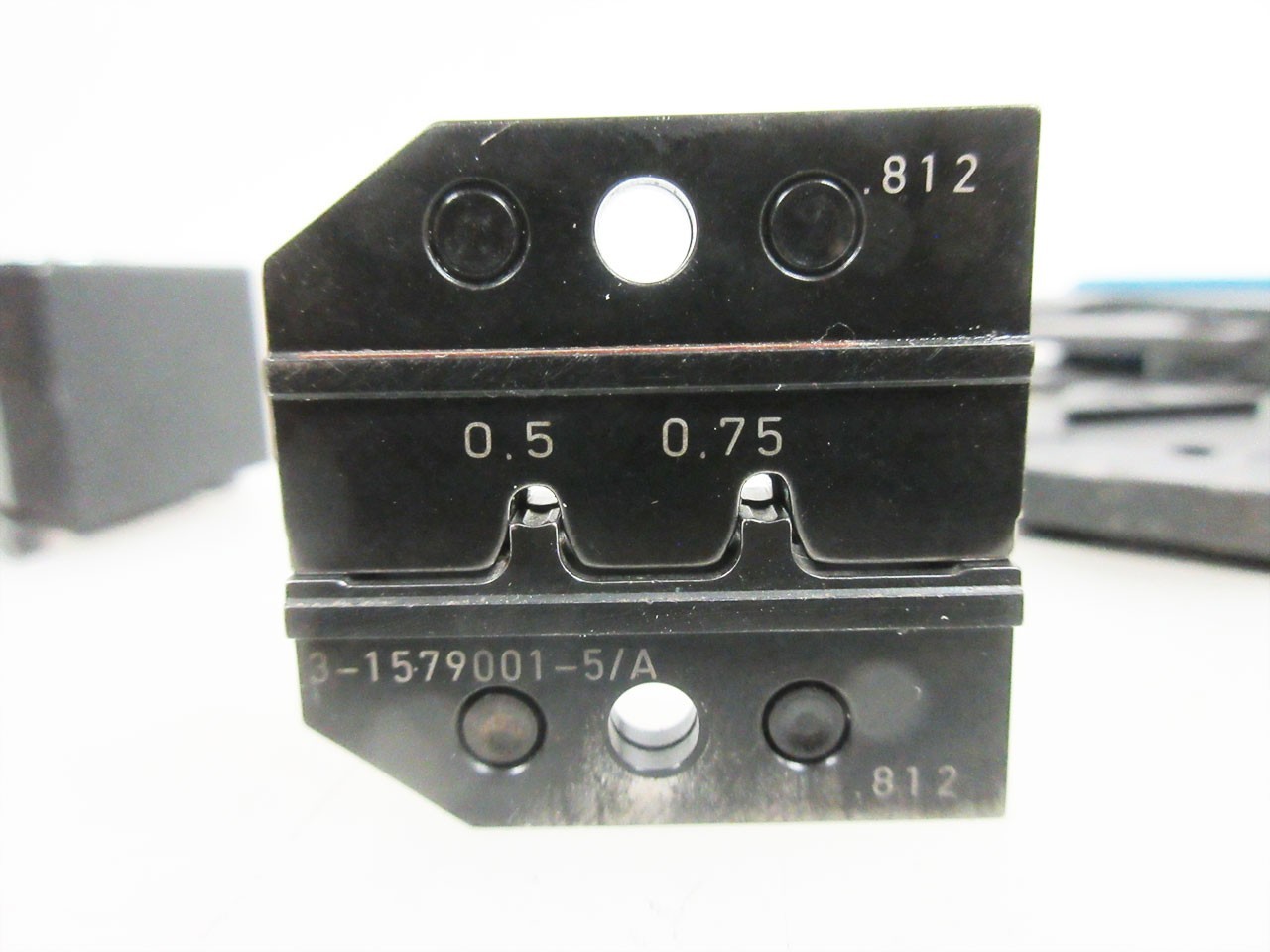 TE CONNECTIVITY 539635-1 ERGOCRIMP HAND CRIMP TOOL & 3-1579001-5 QUADLOK TYCO V