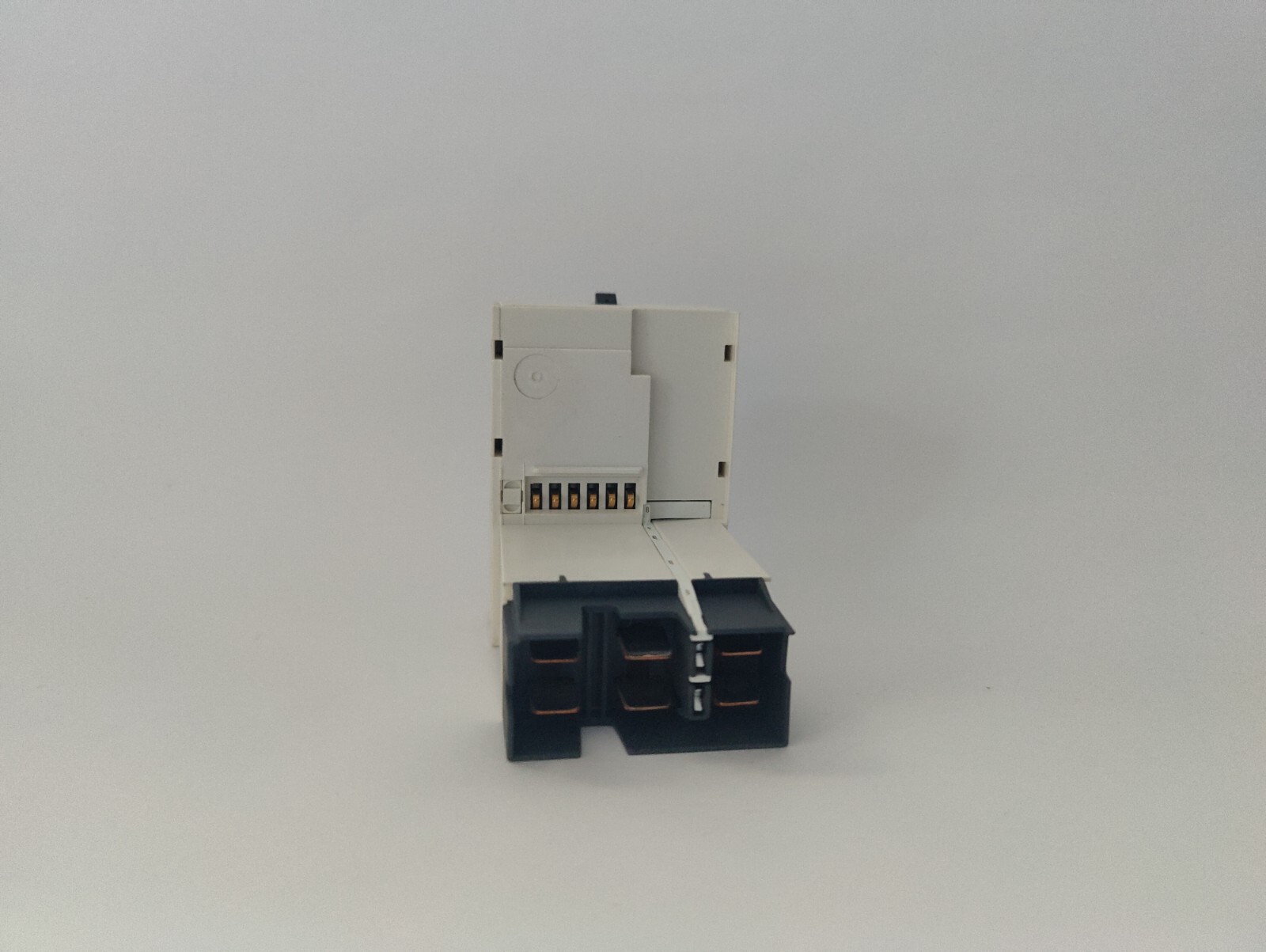US SELLER Schneider Elec/Telemecanique LUCC12B Advanced Control Unit 3-12A, 24V⁓