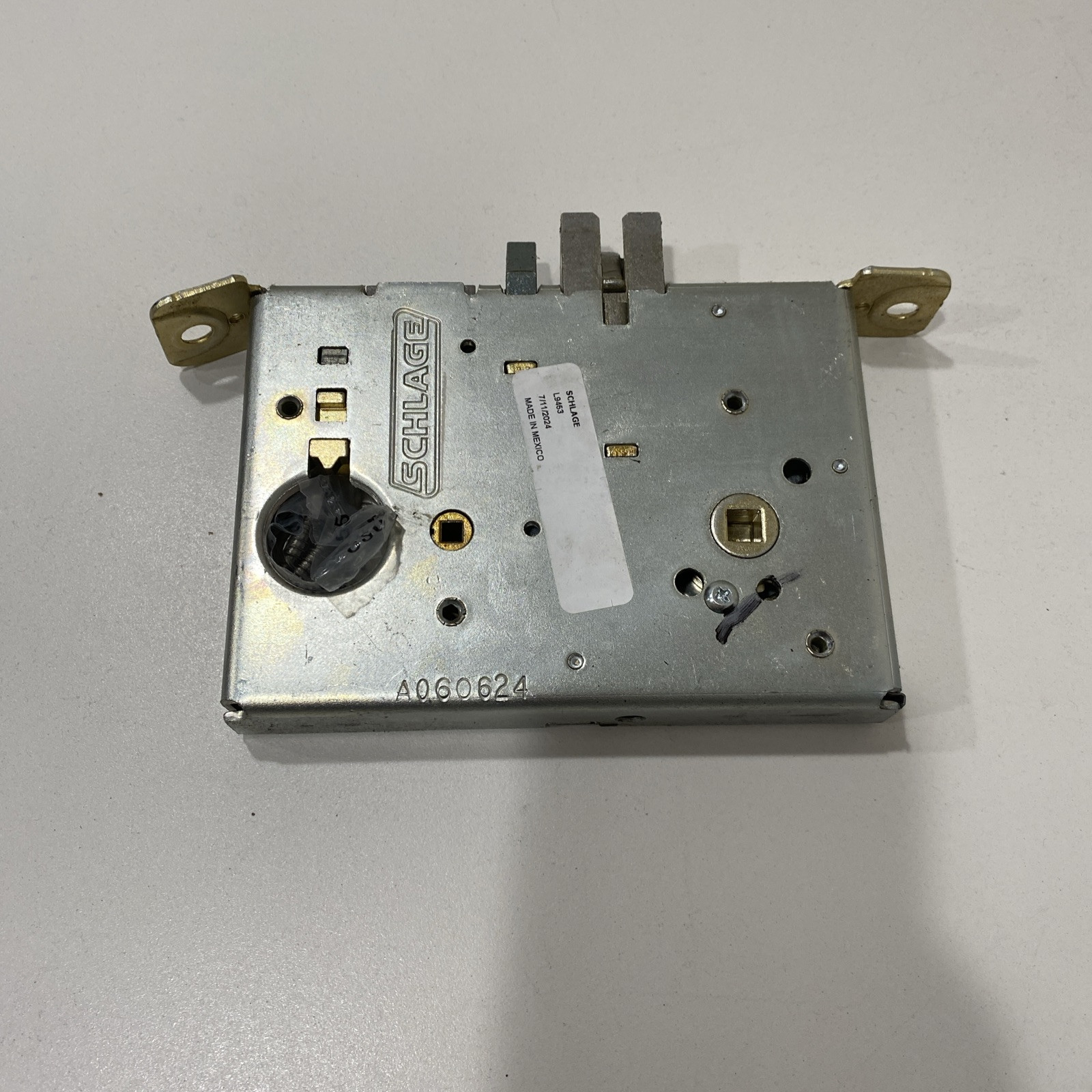L9000-Series Template for Right-Handed Door