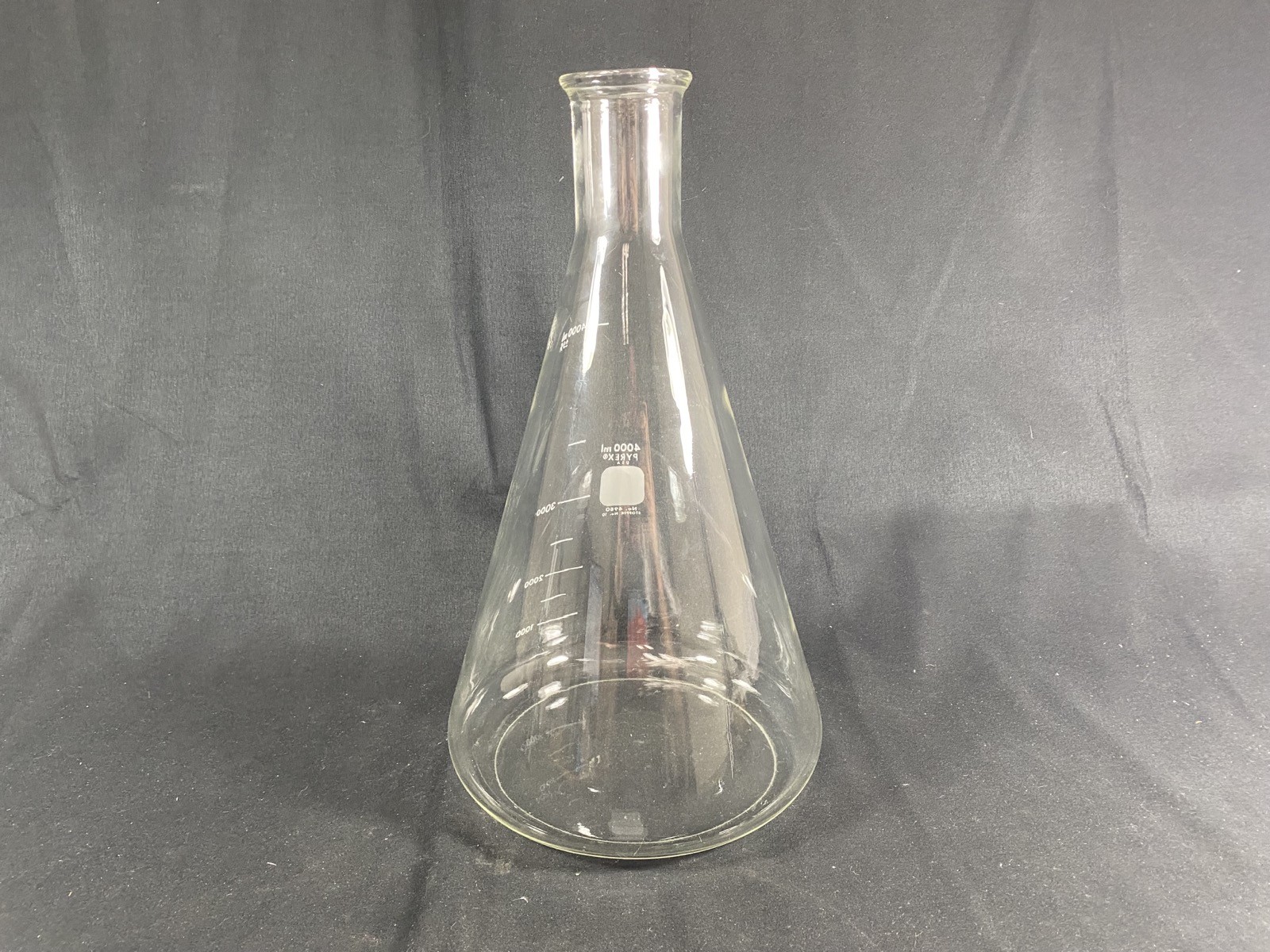PYREX Glass 4000mL 4L Narrow Mouth Erlenmeyer Flask 4980-4L (1/Pk)