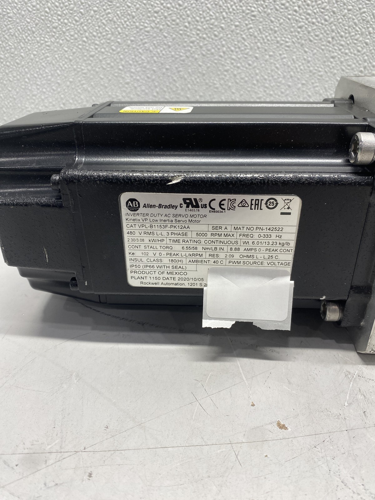 Allen Bradley Low Inertia Servo Motor VPL-B1153F-PK12AA W/ Gear Reducer 10:1