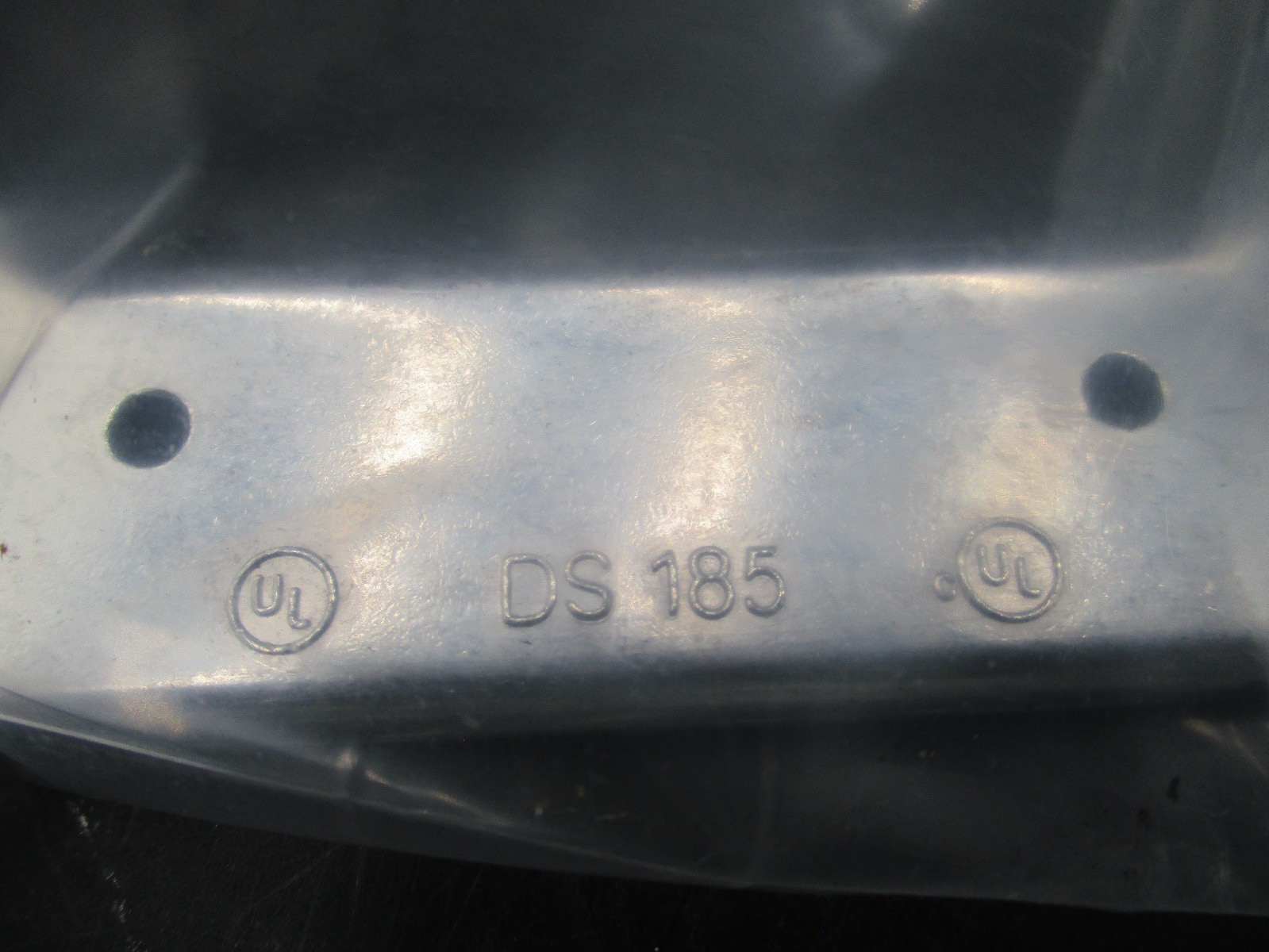 (QTY 1) CROUSE HINDS DS185 SINGLE GANG RAINTIGHT SNAP SWITCH COVER SAME DAY SHIP