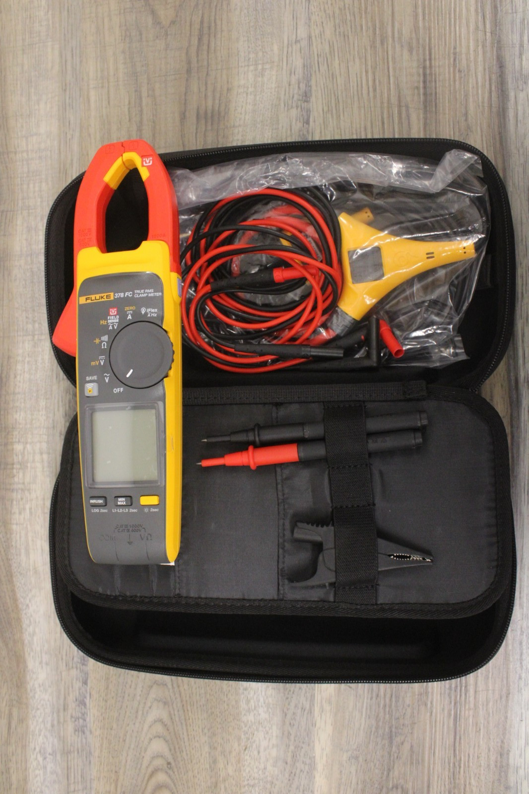 Fluke 378 FC Non-Contact Voltage True-rms AC/DC Clamp Meter iFlex 3-phase Tests