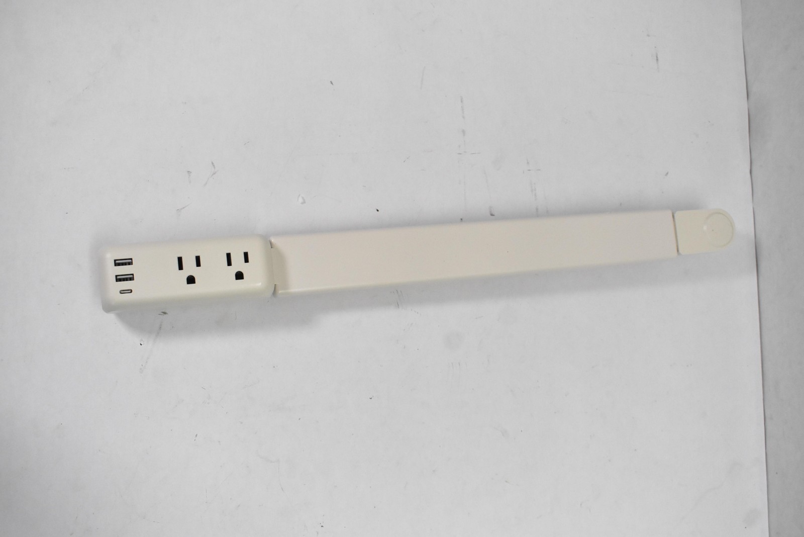 Retractable Power Strip Combination Outlet L0056 White USB-A USB-C 2AC Desk