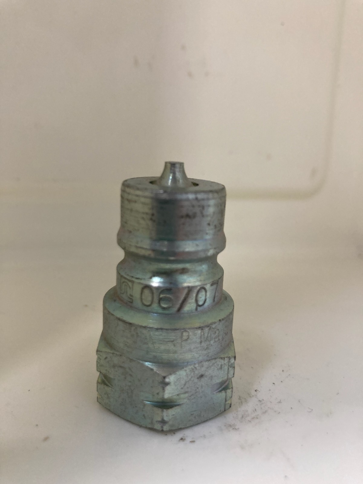 ISO 7241-B Male Nipple Hydraulic Quick Connect Plug