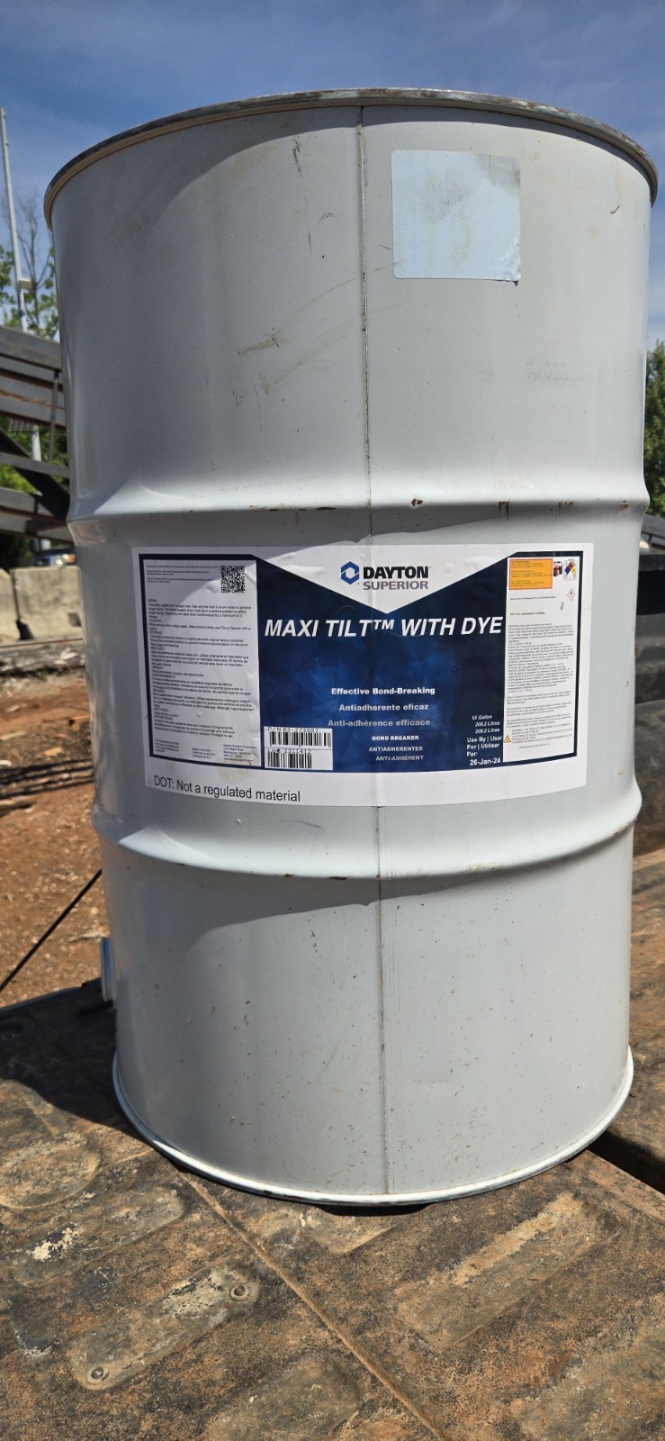New Unopened 55 Gal Drum Of Dayton Superior Maxi Tilt Form Release