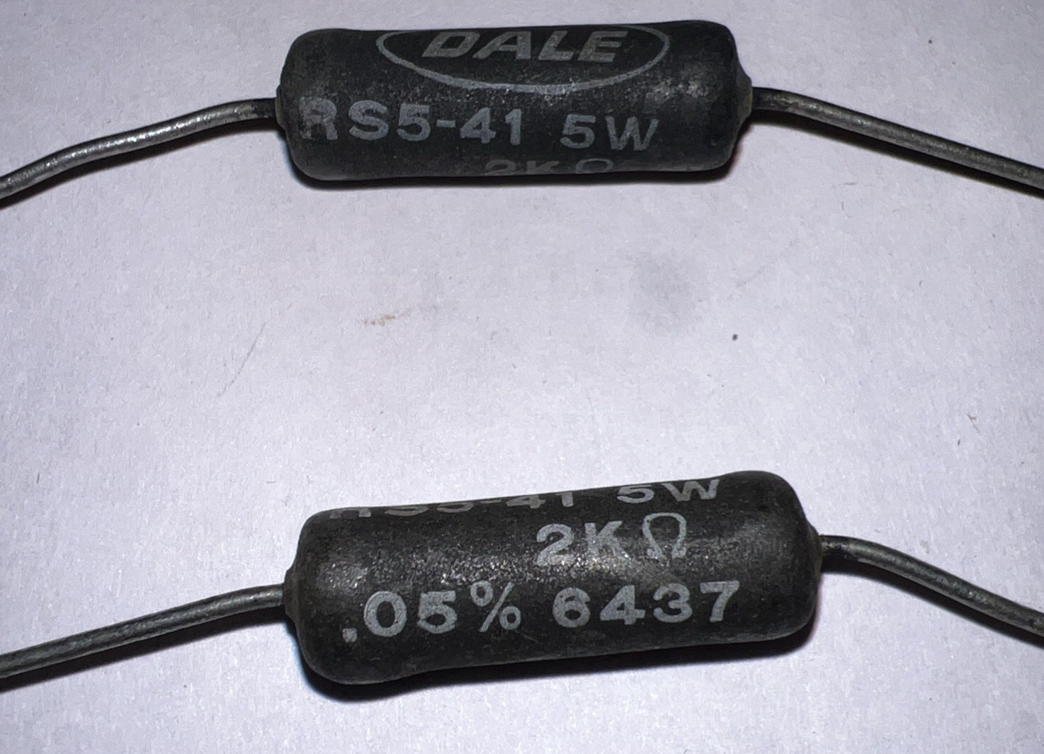 Dale 2000 Ohm High Precision Wirewound Resistor 0.05%Tolerance New Quantity of 2