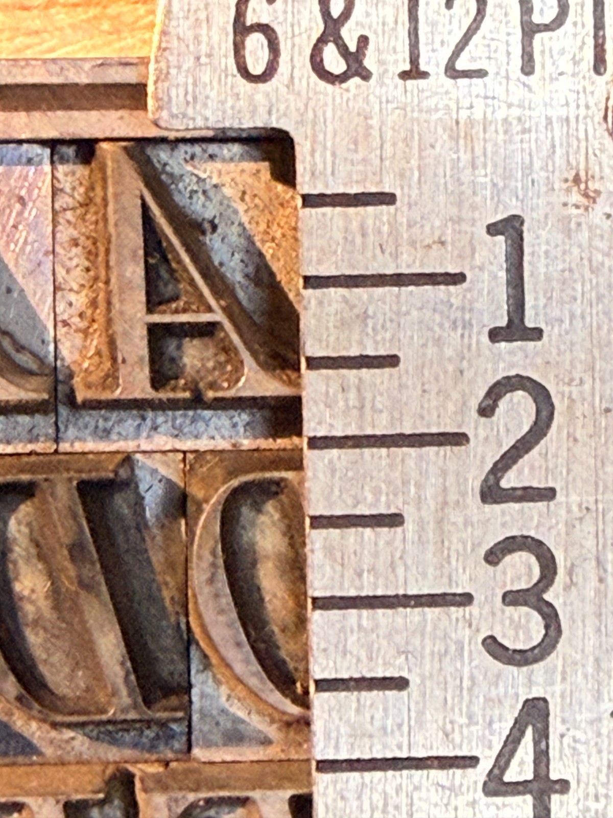24 pt Torino Italic (Nebiolo) type for letterpress printing