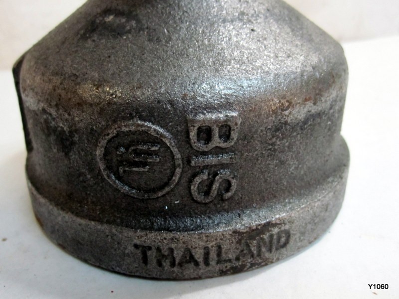 BIS Cast malleable iron pipe fitting 3 1 npt