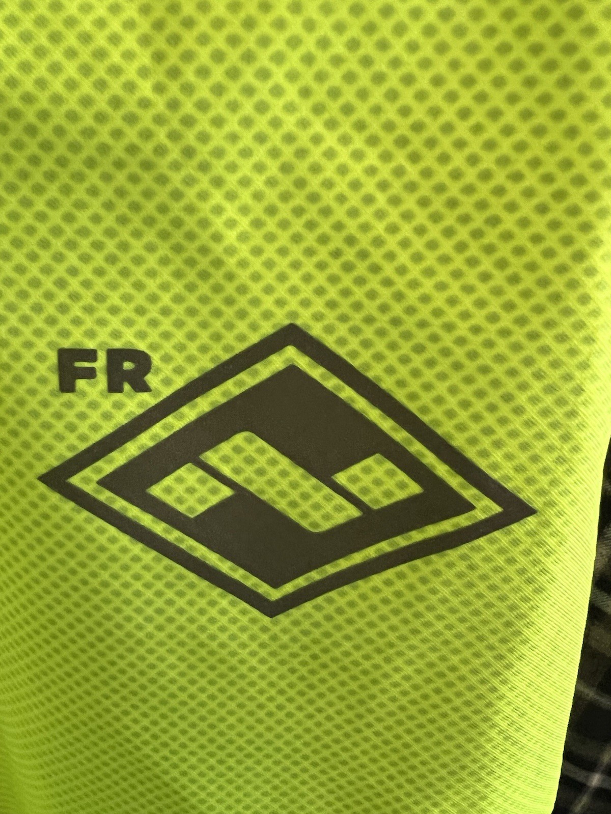 Gore pyrad FR Rated Waterproof Goretex Lineman’s Hi Viz Bibs Size XXXL