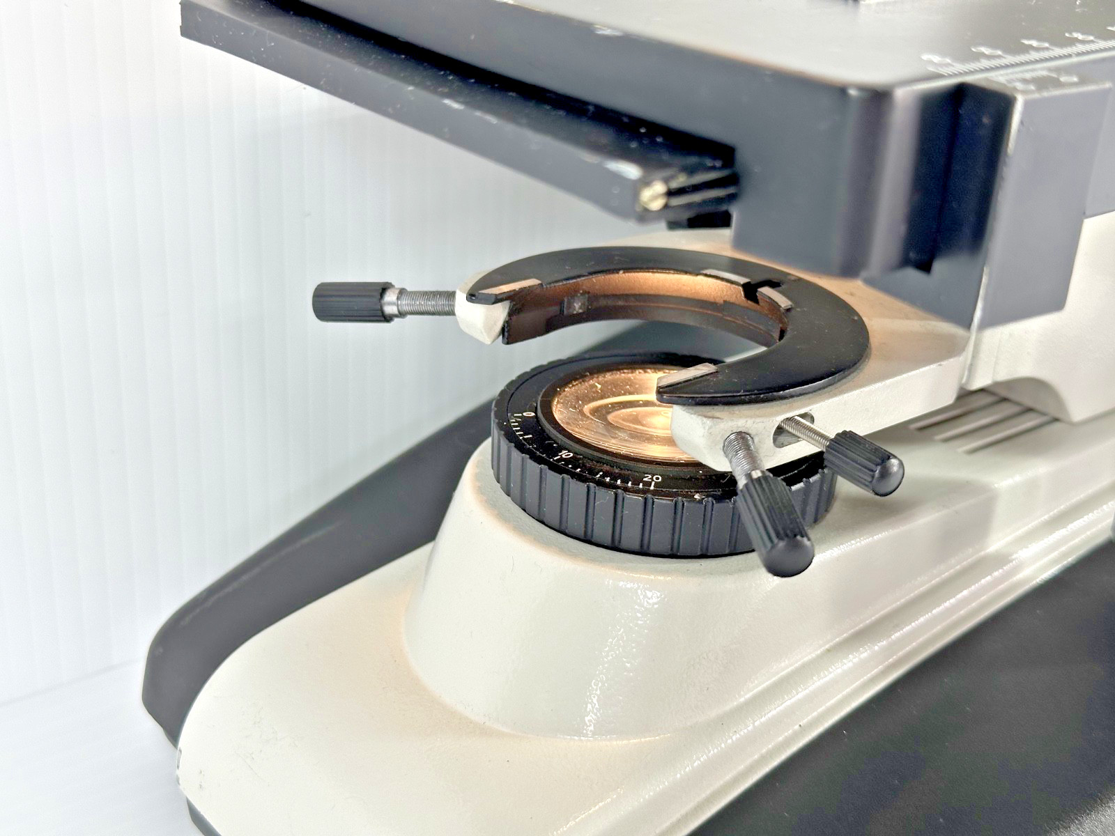 Unbranded Compound Laboratory Microscope 4x 10x 40x 100x Objectives