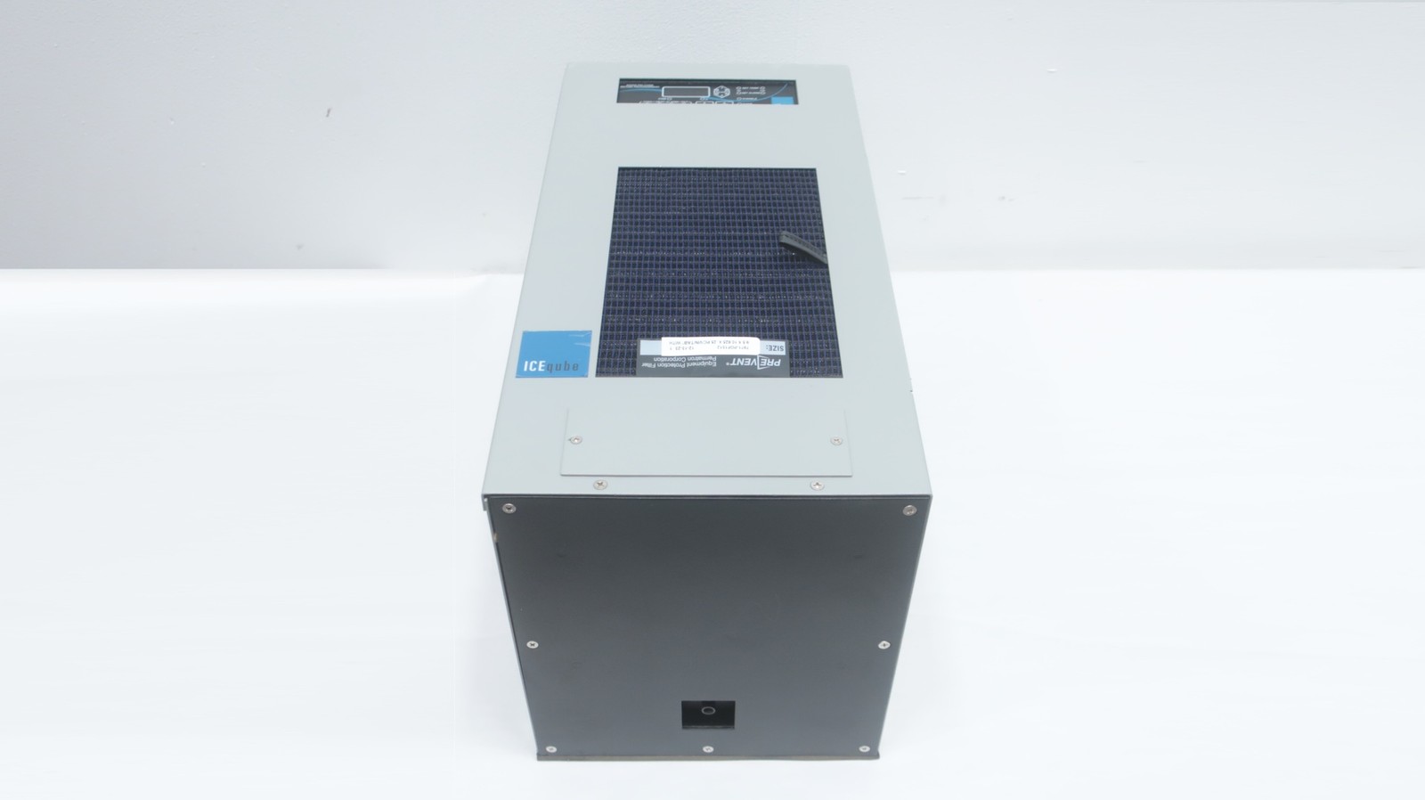 Ice Qube IQ2000EV-XP2 R134a 5.4a Amp Enclosure Air Conditioner 1/4kw 120v-ac