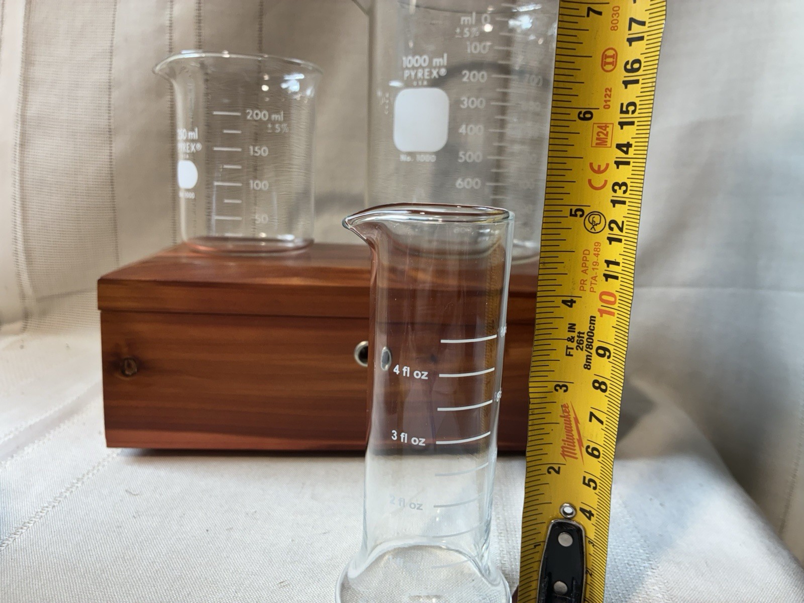 Lot Of 3 Glass Beakers, Scientific Laboratory Equipment 250 ml & 1000 ml Pyrex