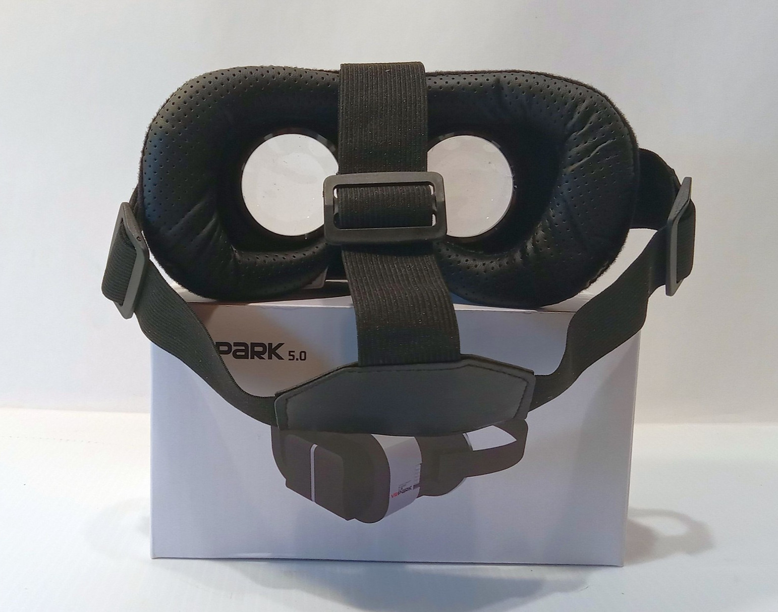 1 NEW VRPARK 5.0 0755-89610268 VIRTUAL REALITY GOGGLES NIB ***MAKE OFFER***