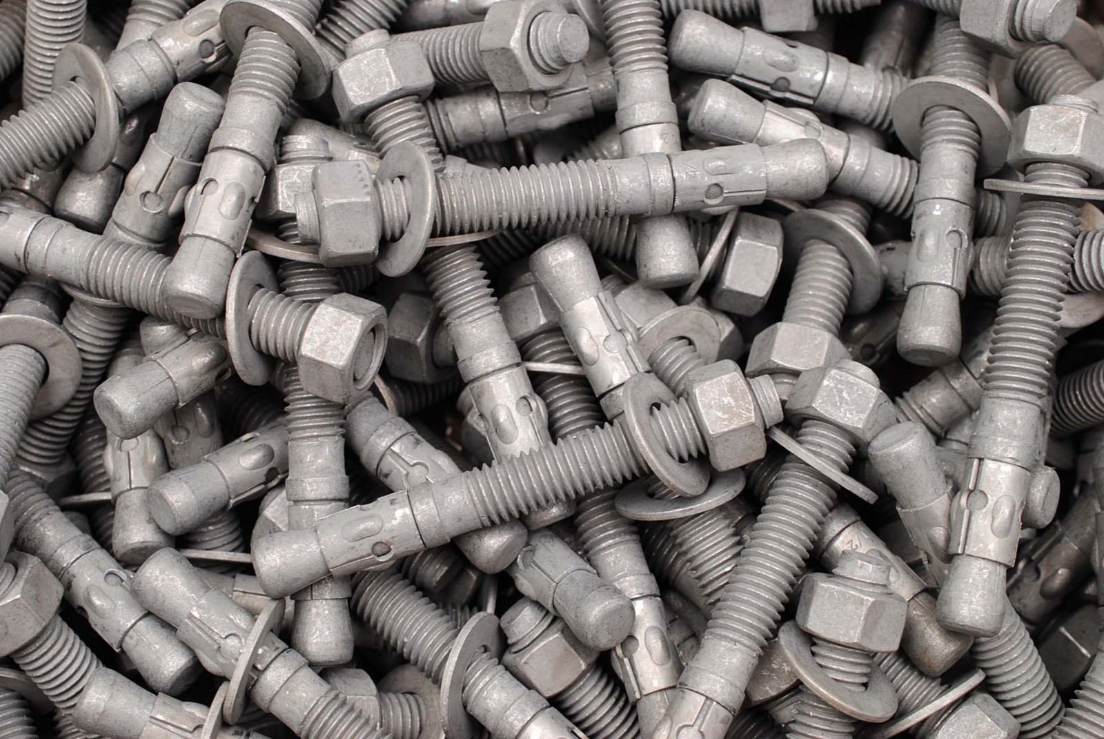 (20) Galvanized Concrete Wedge Anchor Bolts 1/2 x 4-1/4 Includes Nuts & Washers