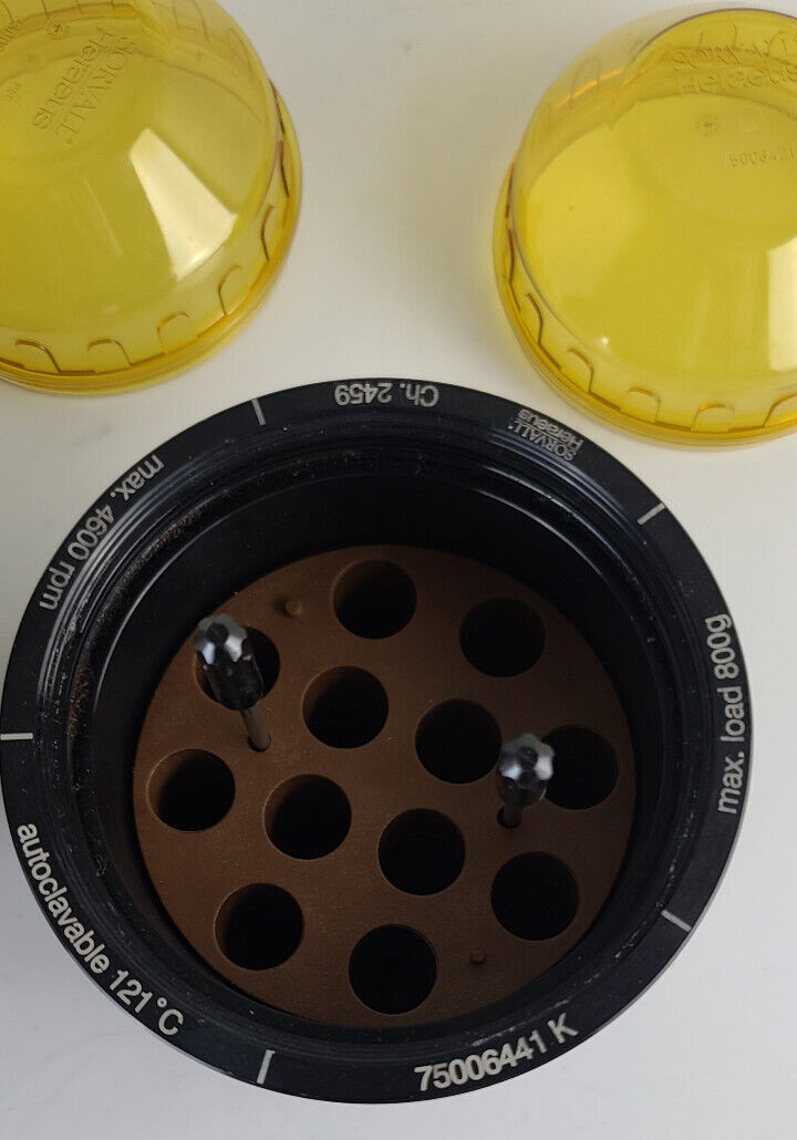 Pair of Sorvall 75006441 K With Inserts & Covers 800g 4600 RPM