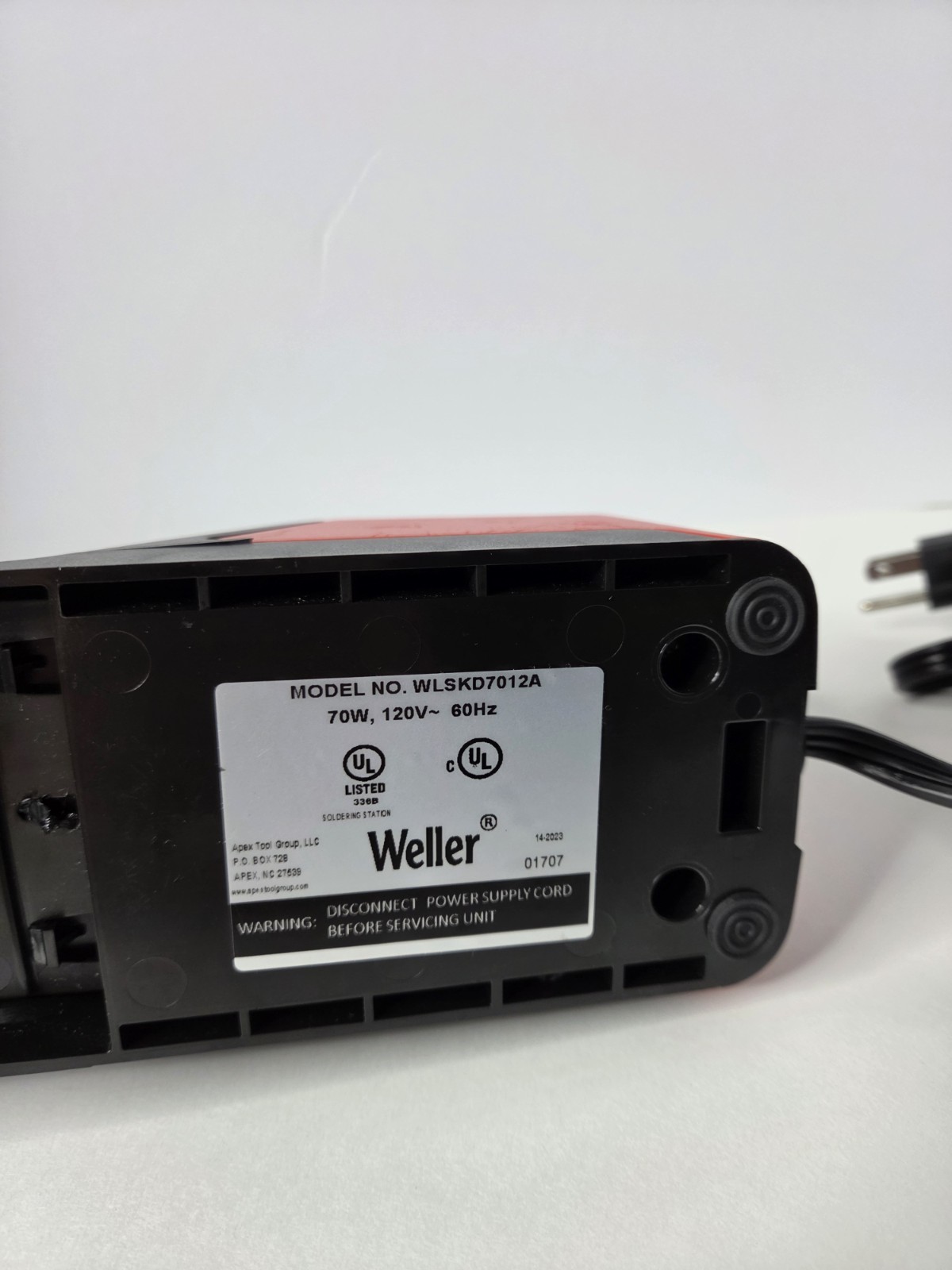 WELLER DIGITAL SOLDERING STATION WLSKD7012A