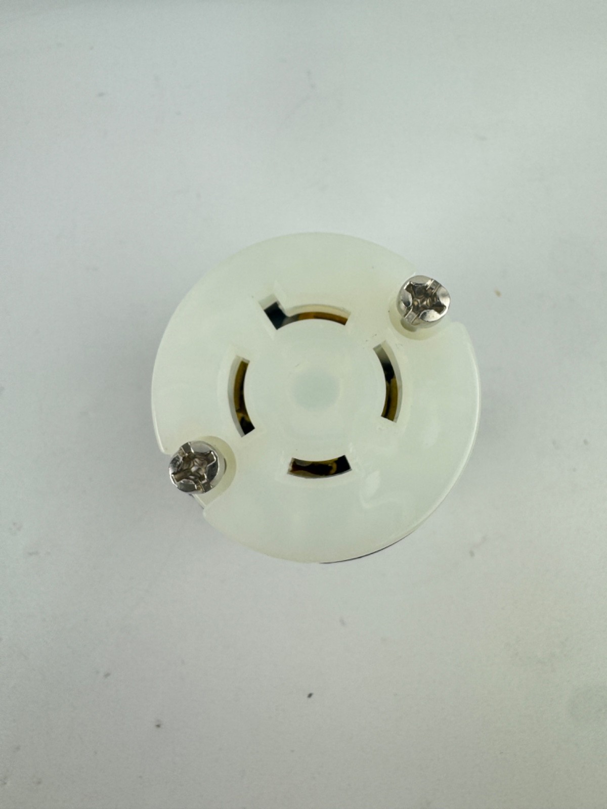 Legrand Pass Seymour L1820C 20A 120/208V Industrial Grade TurnLok
