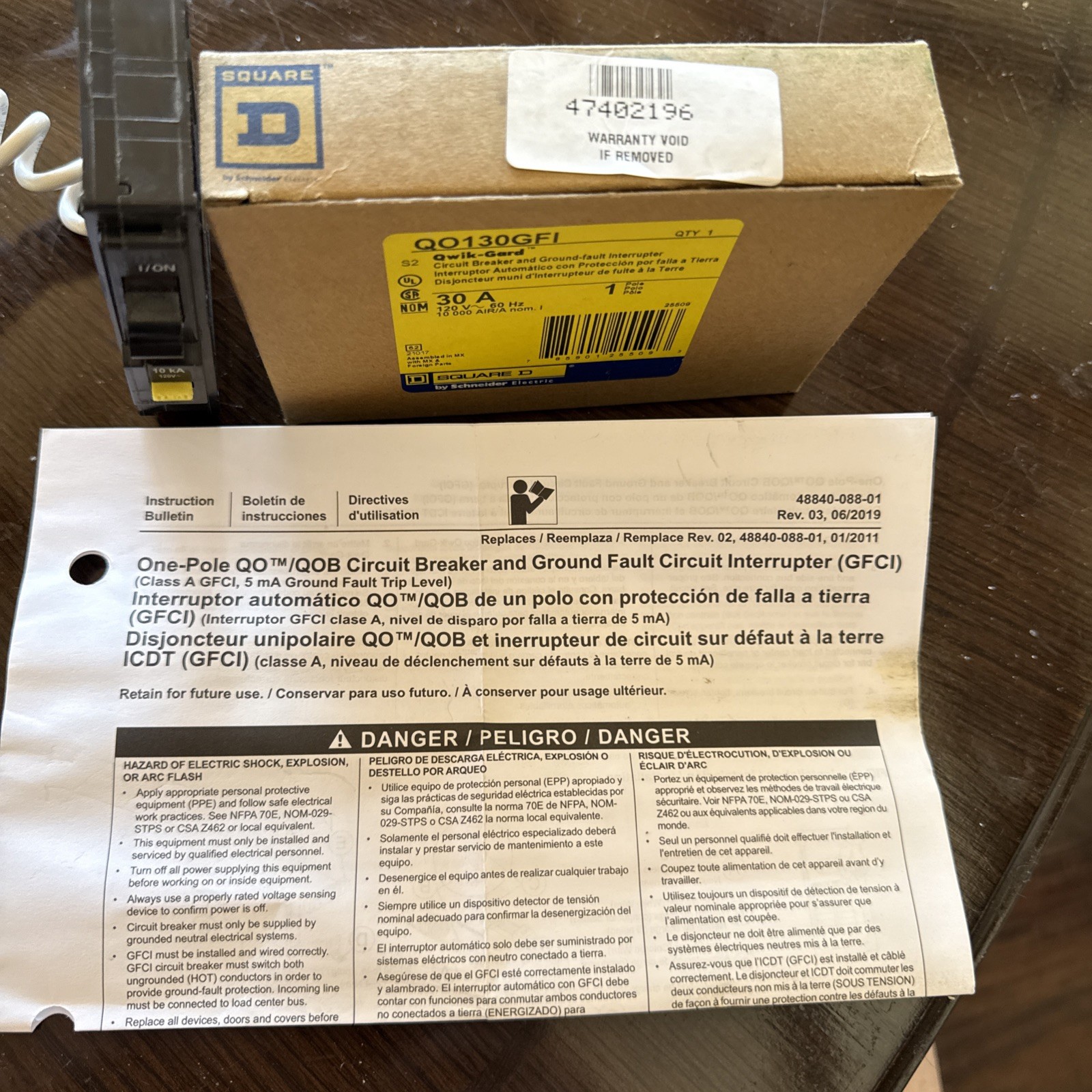 Square D QOB130EPD Ground Fault Equipment Protection Device 1 Pole, 30 Amp, 10kA