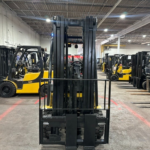 2019 Yale GLC080VX 8000lb Used Forklift Triple Mast Sideshift 6091 Hours