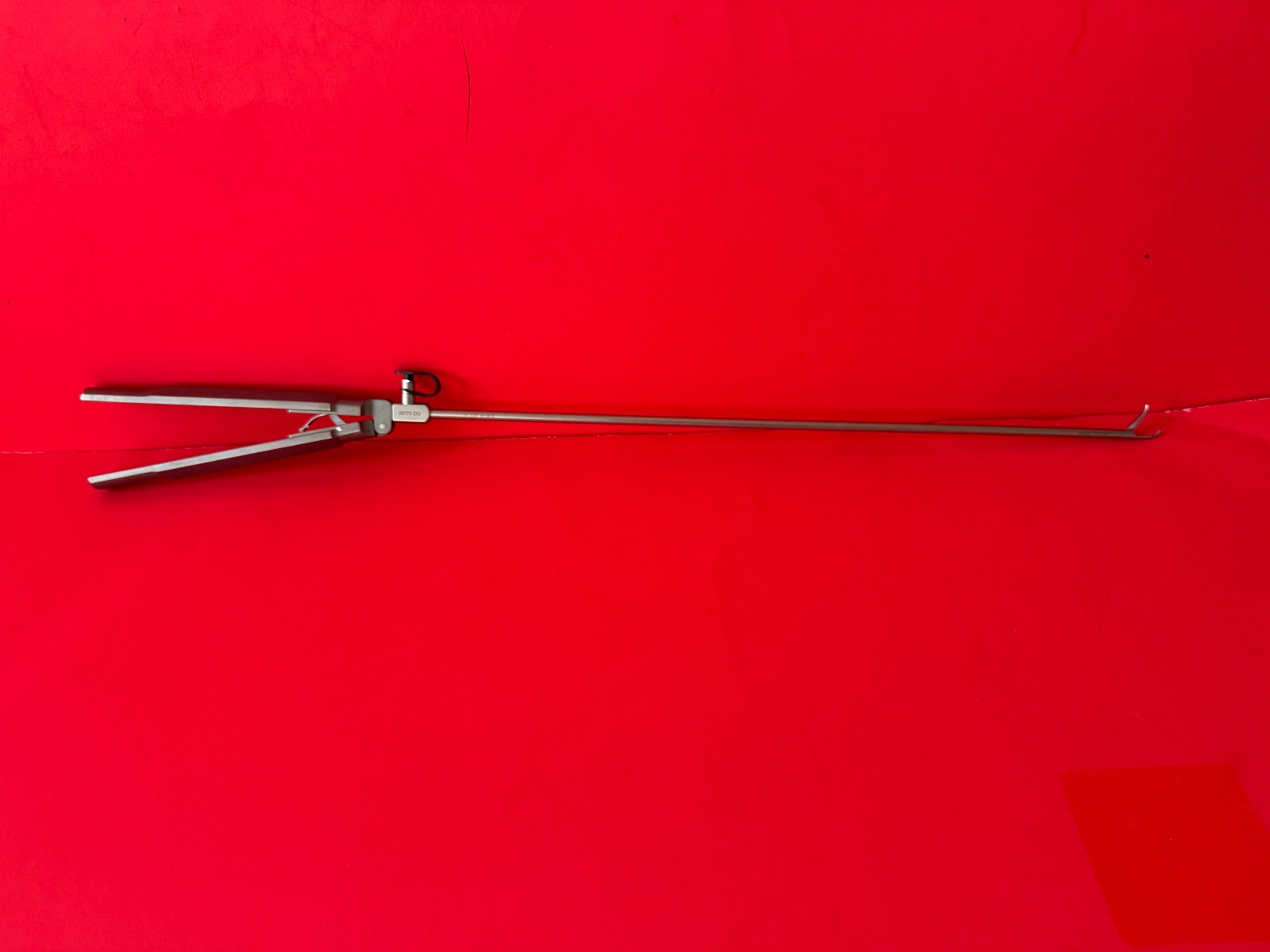 Karl Storz 26173DQ Assistant Needle Holder «FLAMINGO-JAW, Dia 5mm x Length 33cm