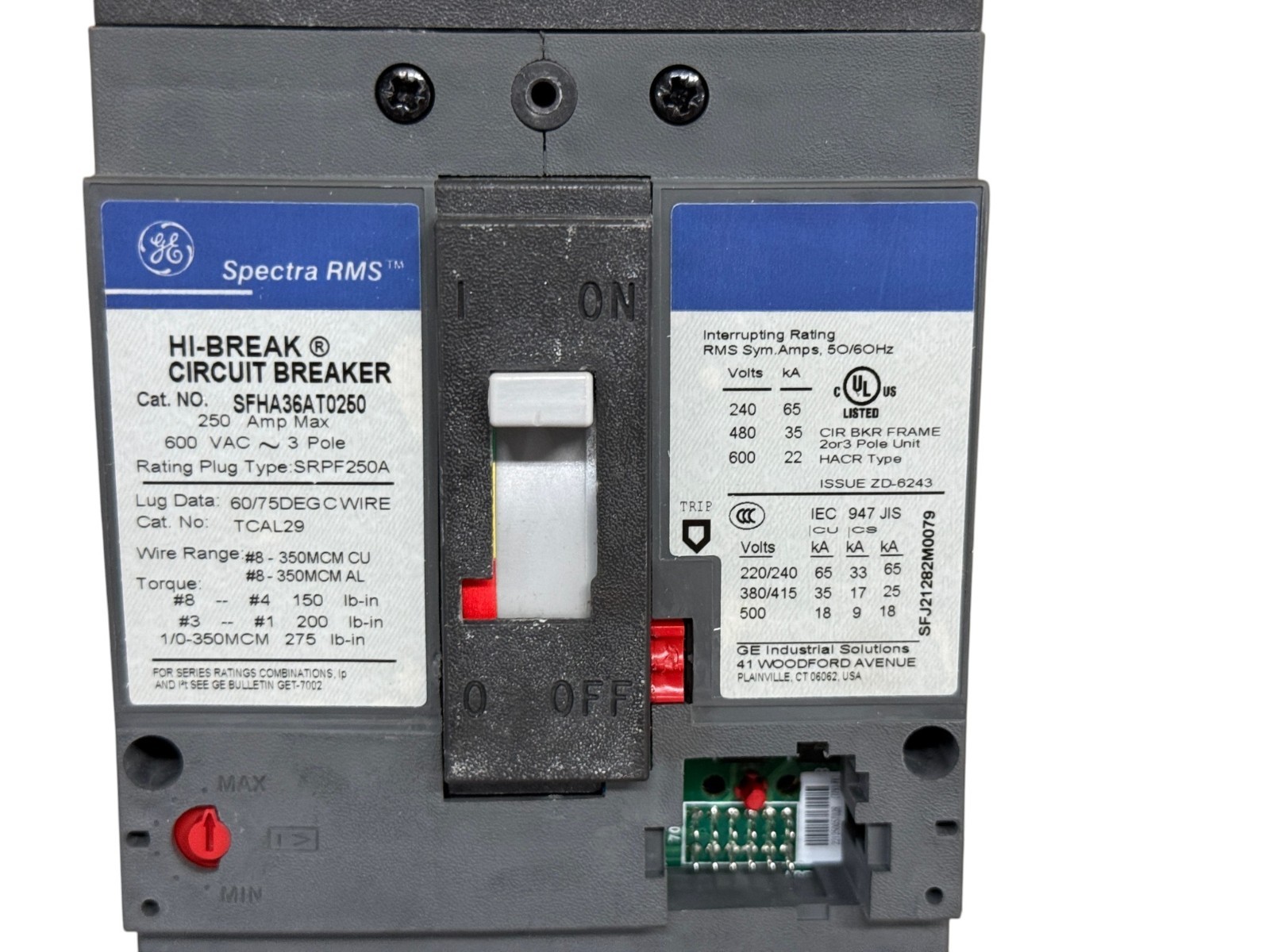 GE SFHA36AT0250 250A 3-PHASE 3-POLE 600V SPECTRA SFHA ELECTRONIC CIRCUIT BREAKER
