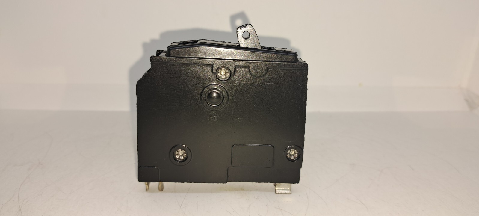 Square D QO115 15 Amp 1 Pole 120/240V Grooved Handle Circuit Breaker Type QO